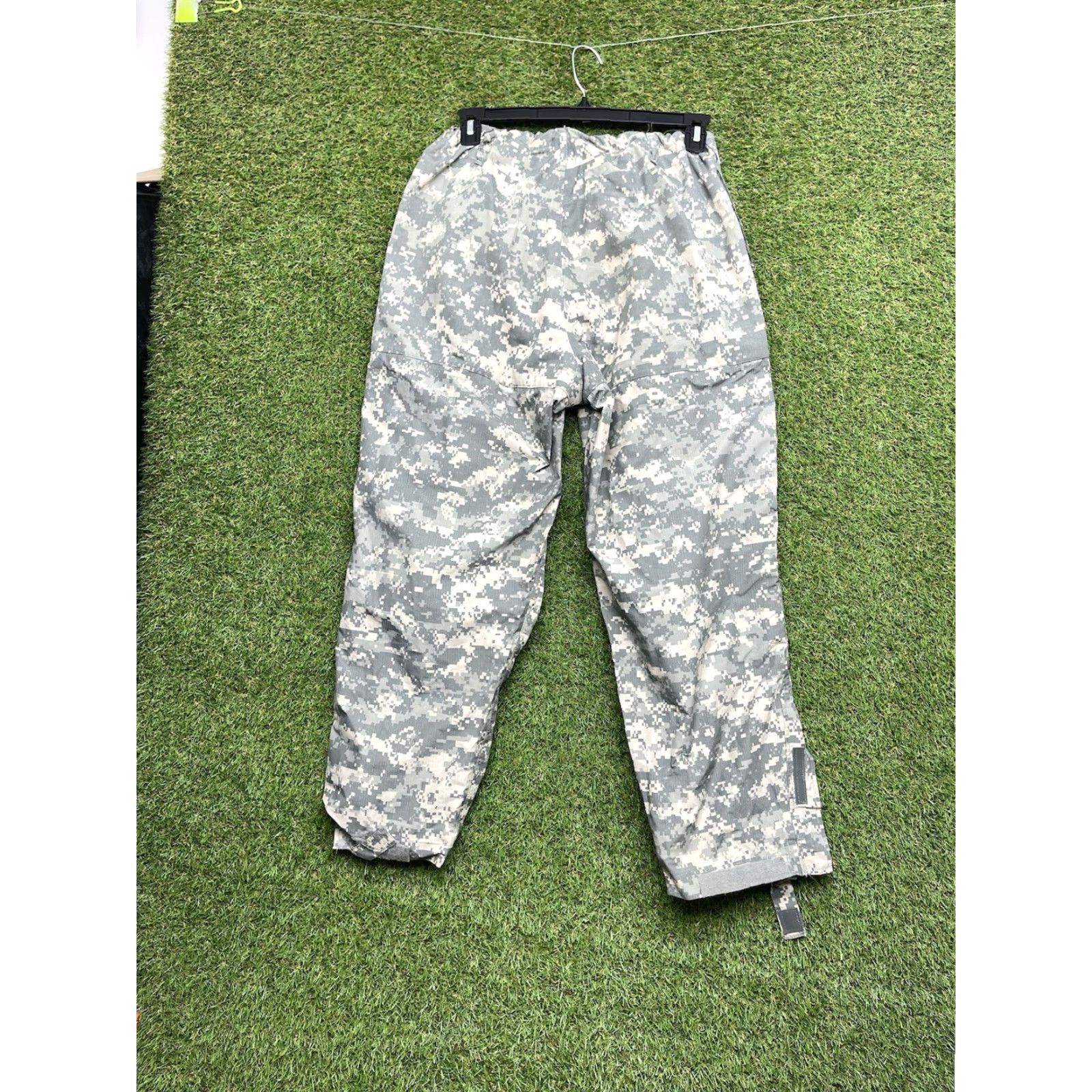 Vintage VINTAGE US Army Goretex Pants Waterproof Gen III Ripstop Digital Camo 32x27 Medium Reg Size US 31 - 2 Thumbnail