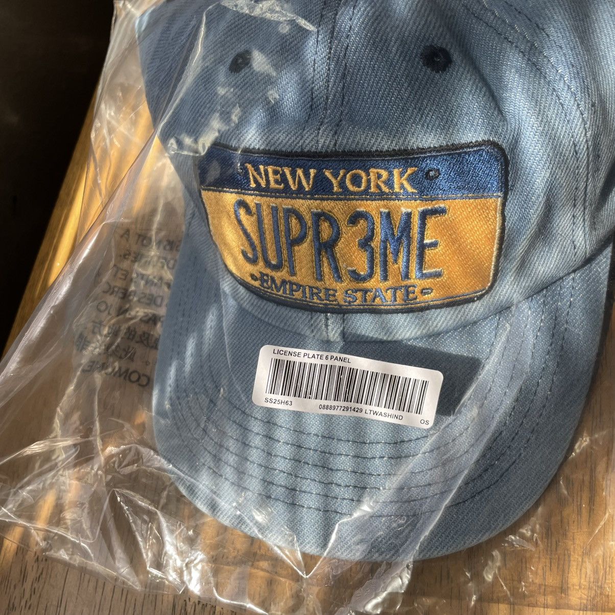 Supreme License Plate 6-Panel Size ONE SIZE - 4 Thumbnail