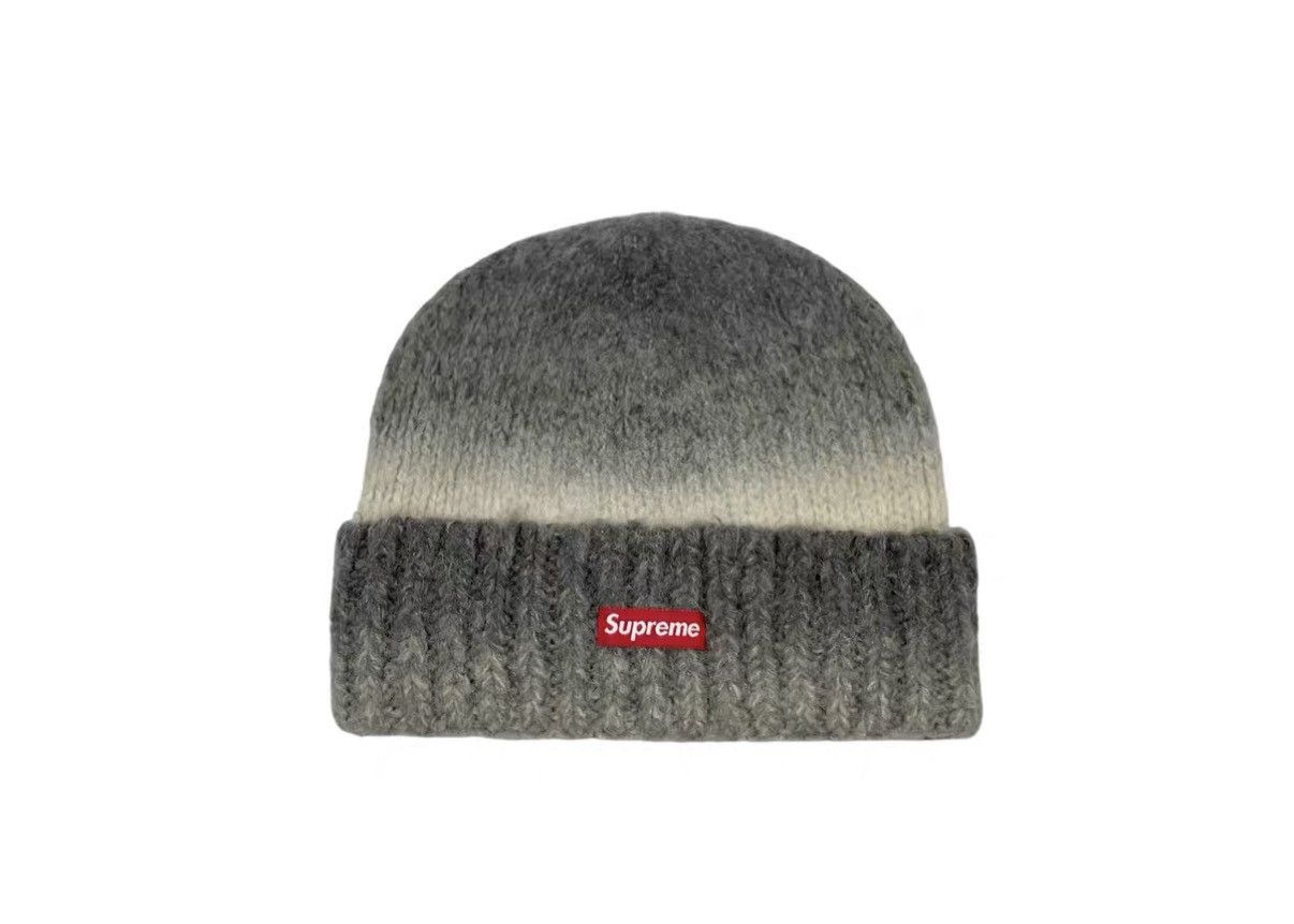 Supreme Supreme FW21 Week 19 Gradient Stripe Beanie J31 Size ONE SIZE - 1 Thumbnail