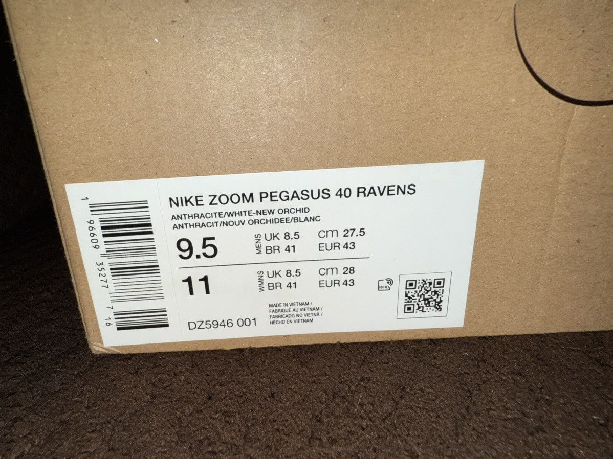 Nike Nike Air Zoom Pegasus 40 NFL “Baltimore Ravens” New in Box! Size US 9.5 / EU 42-43 - 4 Thumbnail