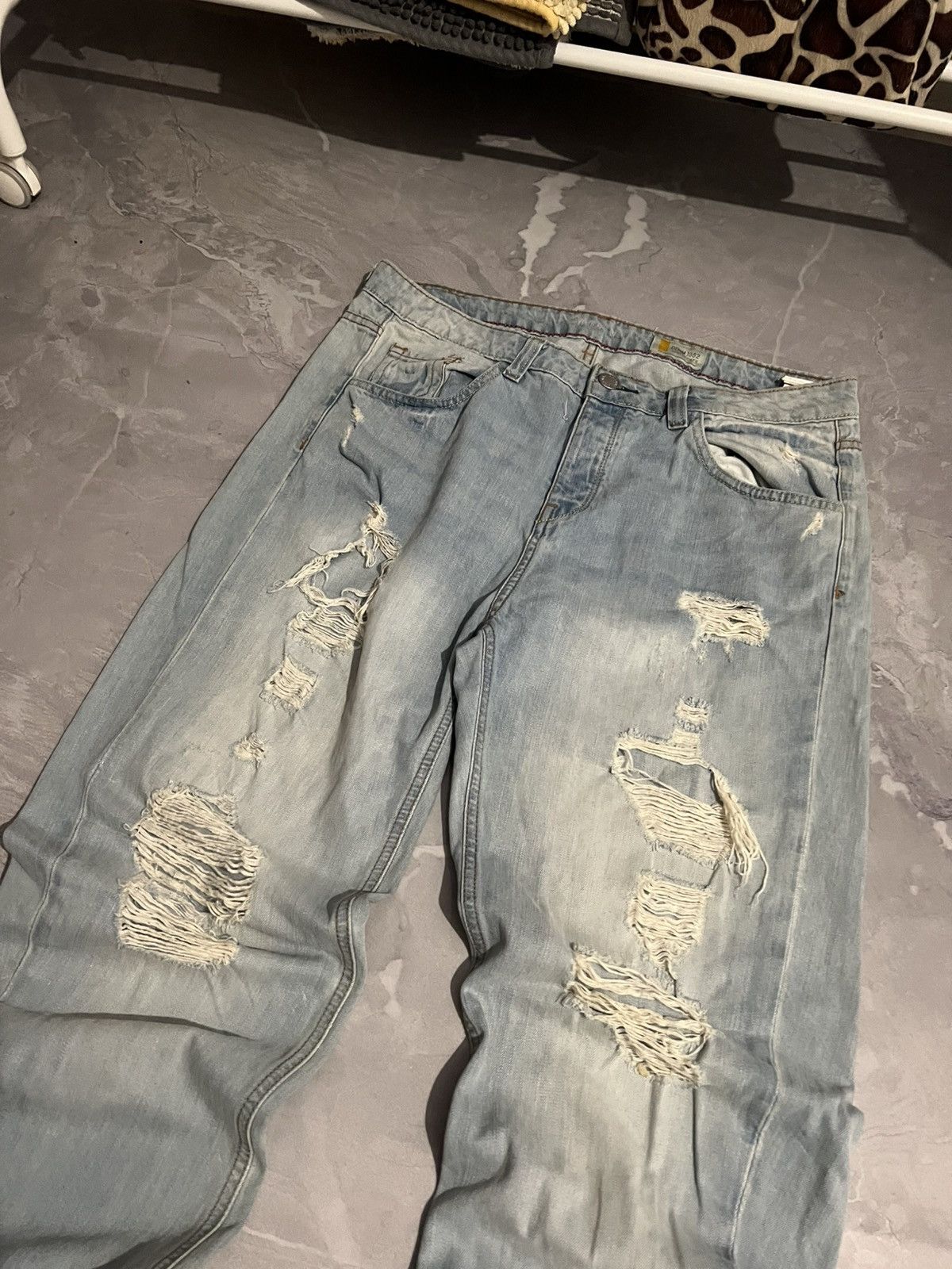Japanese Brand Heavy Faded Destroyed Denim – Archive Slim Fit Underground Size US 34 / EU 50 - 4 Thumbnail