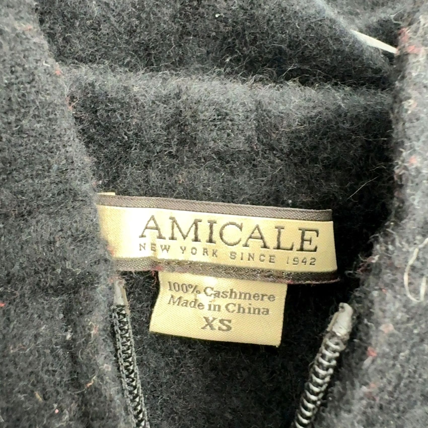 Vintage VINTAGE Amicale Hoodie Womens XS Black 100% Cashmere Full Zip Knit Sweater Basic Luxury Size XS / US 0-2 / IT 36-38 - 4 Thumbnail