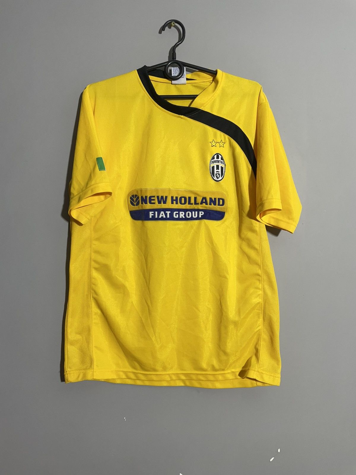 Vintage Vintage 2009-2010 Juventus Gianluigi Buffon #1 Soccer jesrse Size US L / EU 52-54 / 3 - 1 Thumbnail