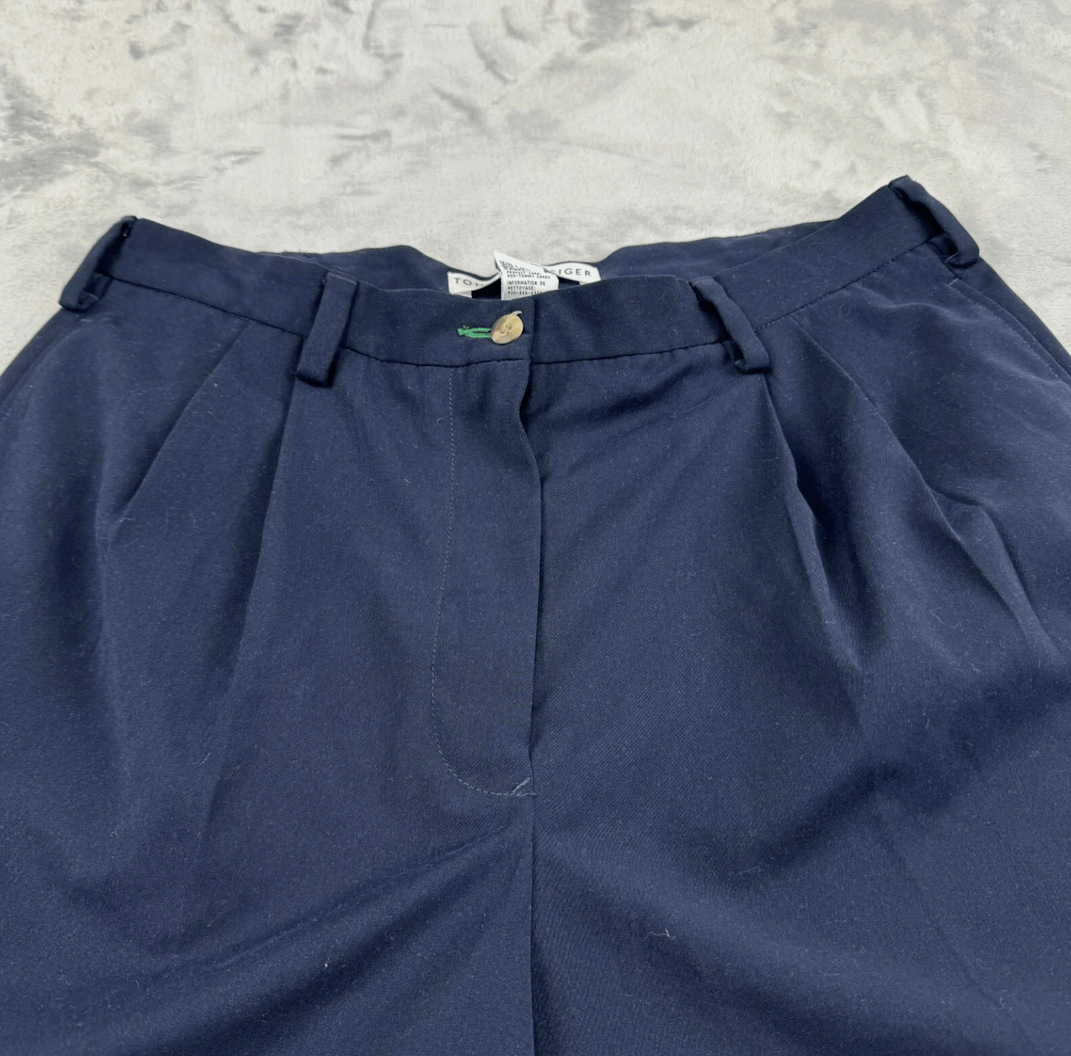 Tommy Hilfiger Vtg Tommy Hilfiger Golf Shorts Womens 14 Blue 7" Inseam Size 36" / US 14 / IT 50 - 3 Thumbnail