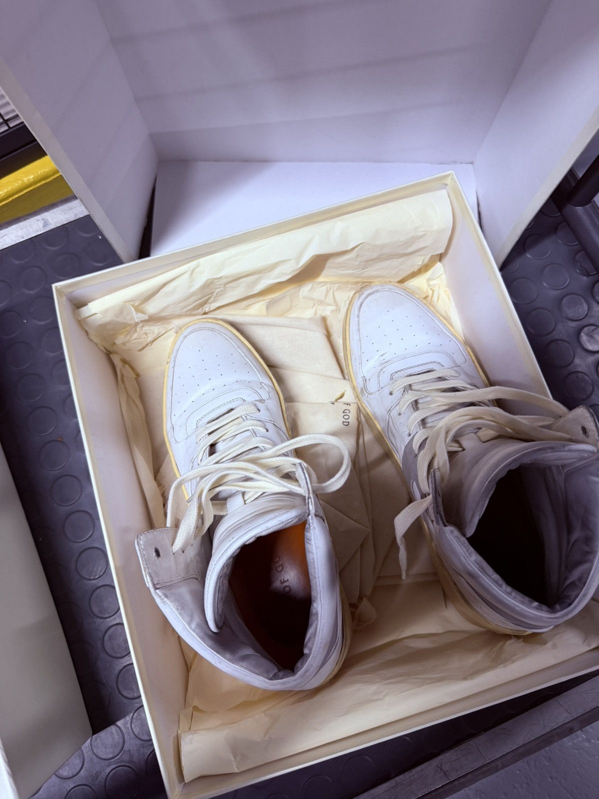 Fear of God White Grey FOG HiTop Size US 10.5 / EU 43-44 - 2 Thumbnail