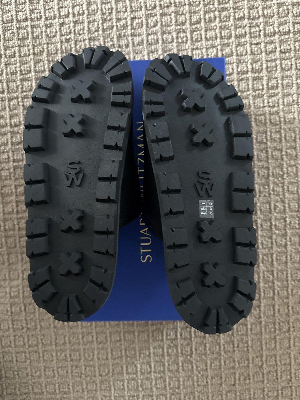 Stuart Weitzman Stuart Weitzman Benni Sport Slide Size US 9.5 / IT 39.5 - 4 Thumbnail