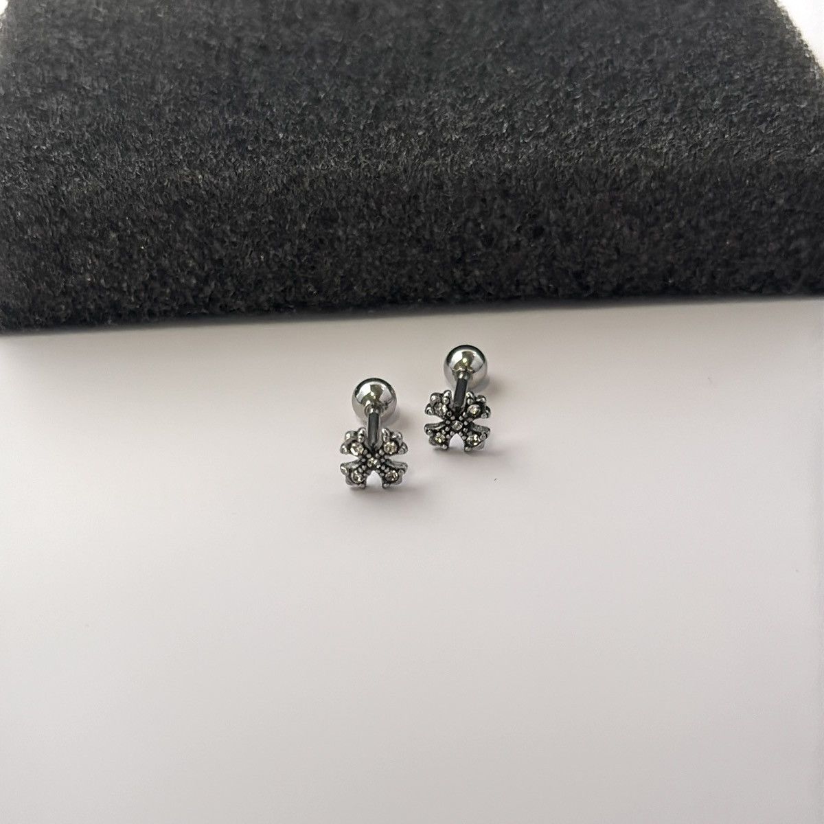 Other Screw Back 5mm Small Cross Stud Earrings for Men Women Size ONE SIZE - 2 Thumbnail