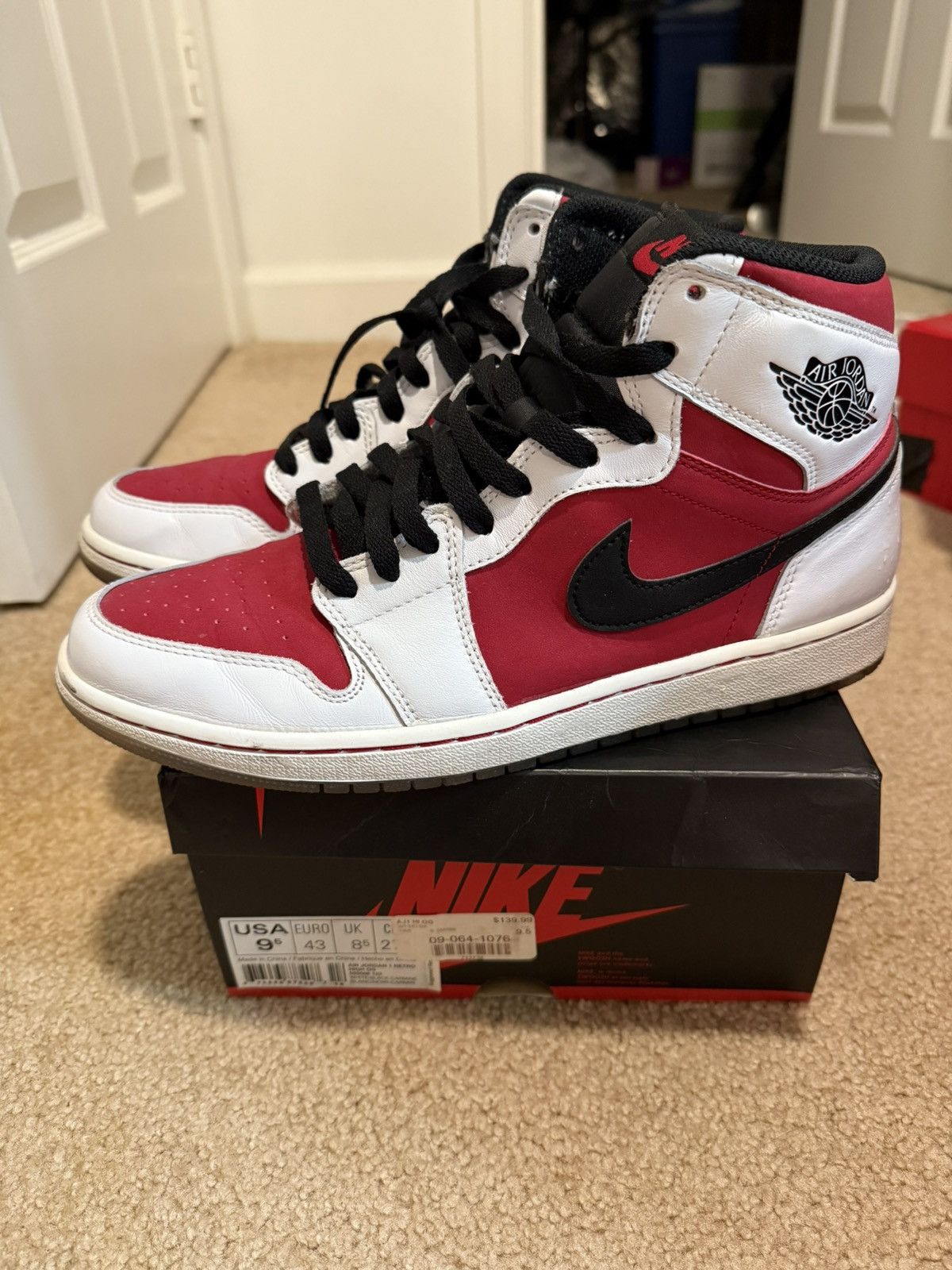 Jordan Brand × Nike carmine 1s high OG 555088-123 Size US 9.5 / EU 42-43 - 1 Thumbnail