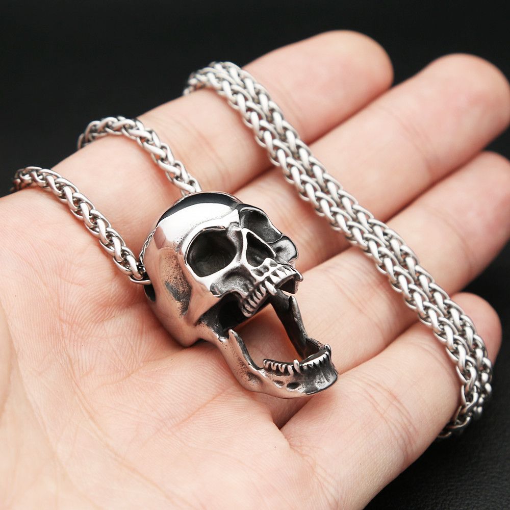 Jewelry Gothic Skull Necklace Size ONE SIZE - 2 Thumbnail