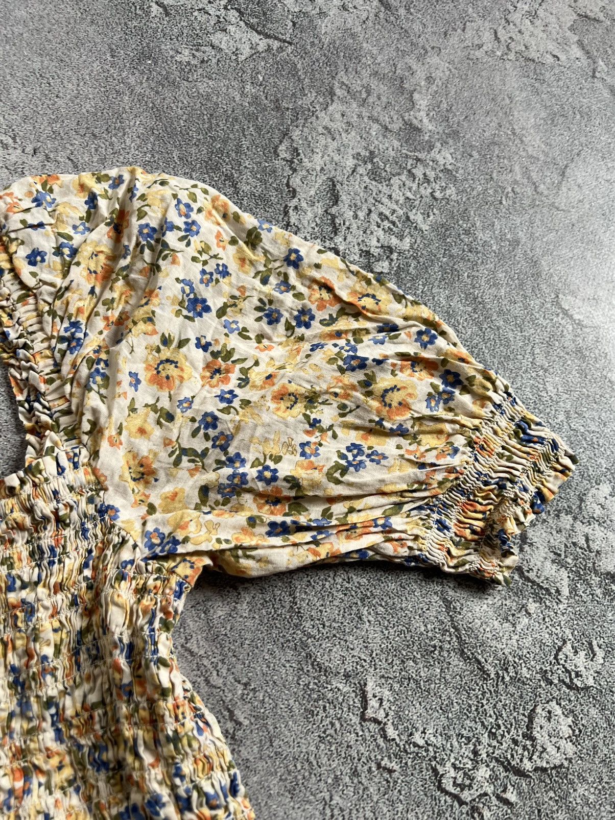 Sezane Sezane Smocked Top Floral Print Blouse Short Sleeve Size 36 Size XS / US 0-2 / IT 36-38 - 5 Thumbnail