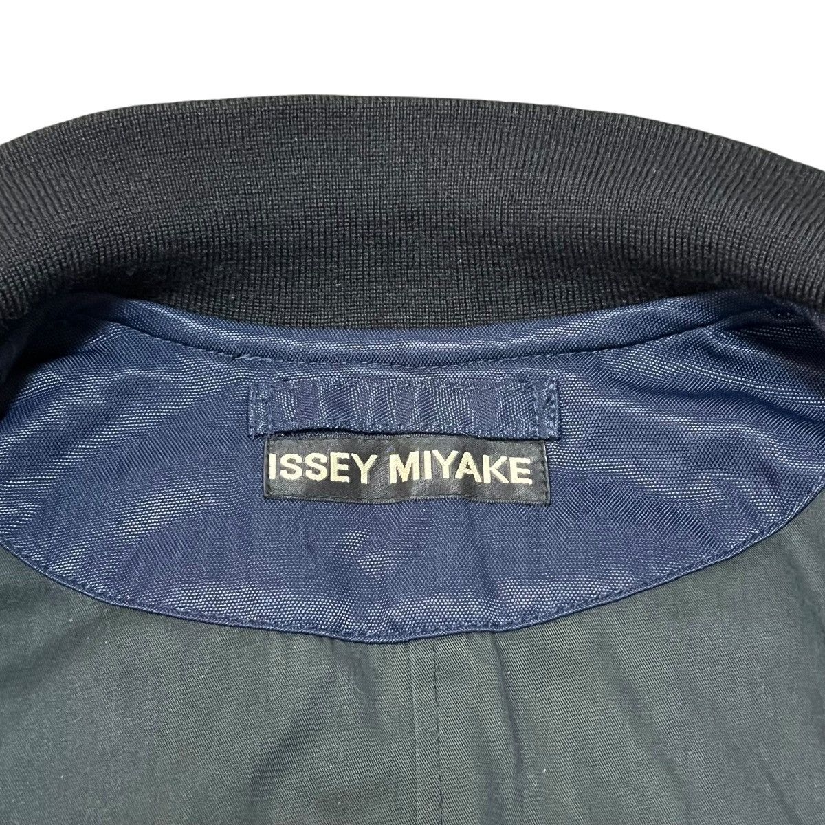 Issey Miyake ISSEY MIYAKE 1994SS VIO Hybrid Leather/Nylon Bomber Jacket Size US M / EU 48-50 / 2 - 4 Thumbnail