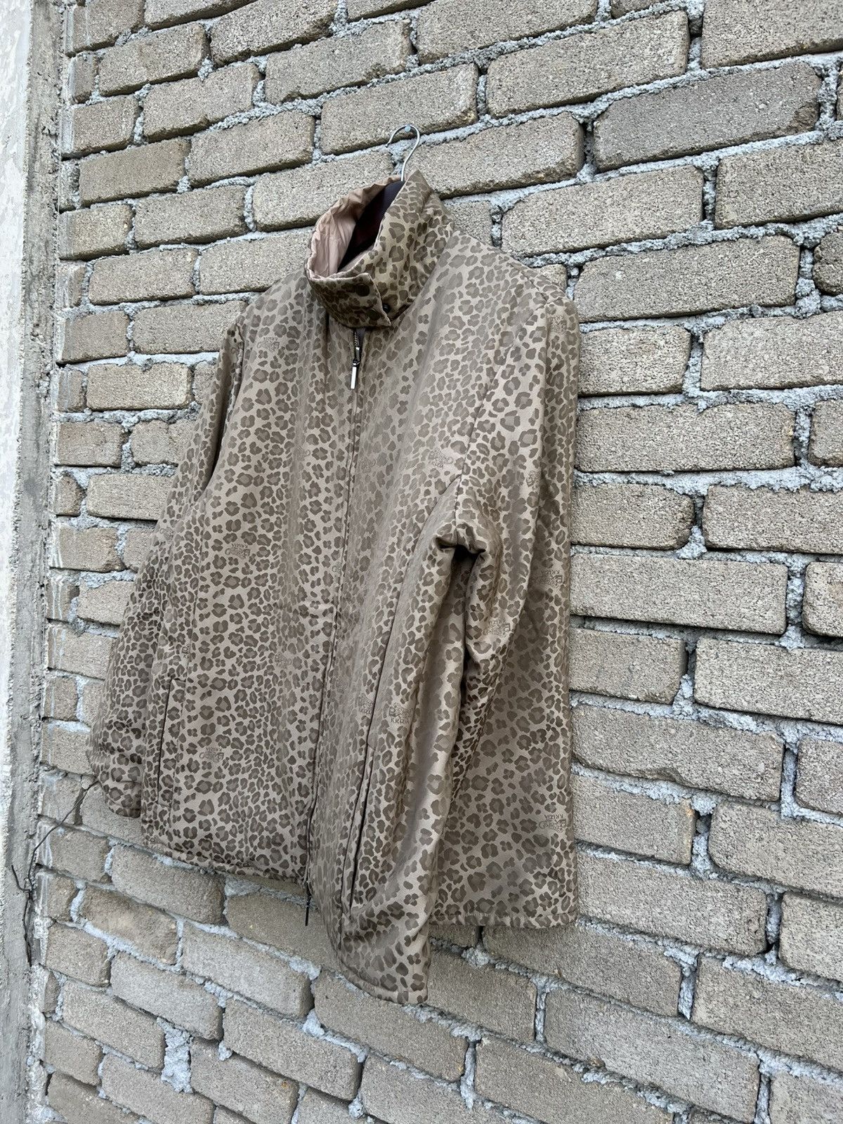 Krizia Krizia Leopard Fullprint Reversible Down Jacket Size XL / US 12-14 / IT 48-50 - 4 Thumbnail