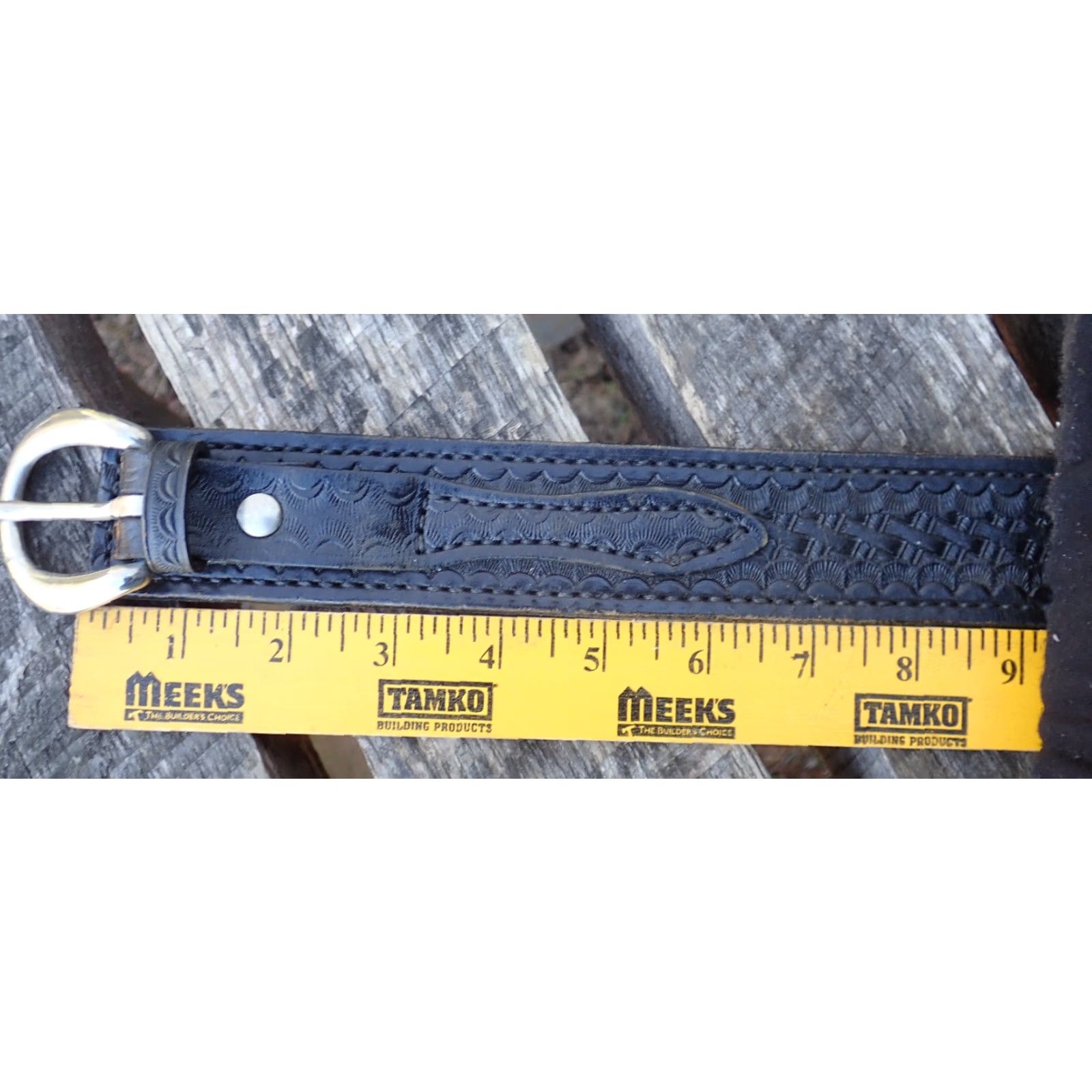 Vintage VINTAGE Women's Leather Gun Belt 1970s Western Basketweave Brass Buckle Sz 25-29 Black Size ONE SIZE - 5 Thumbnail