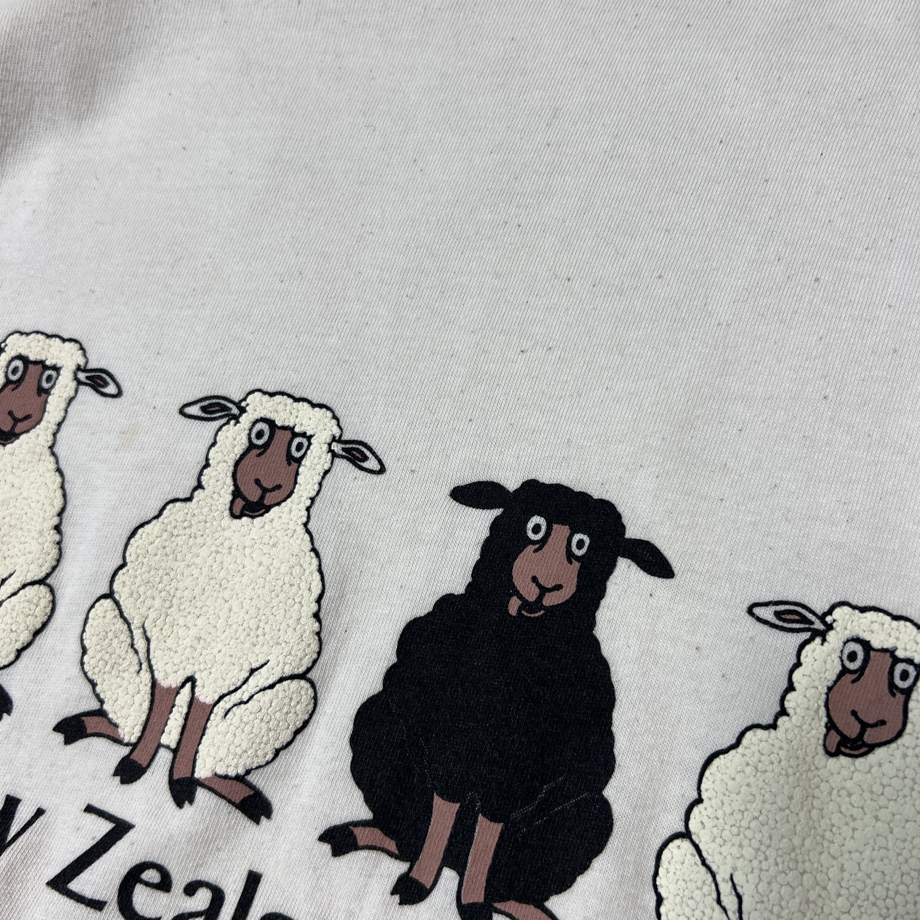 Vintage Vintage Streetwear Old School New Zealand Sheep T-shirt 90s Size US M / EU 48-50 / 2 - 3 Thumbnail