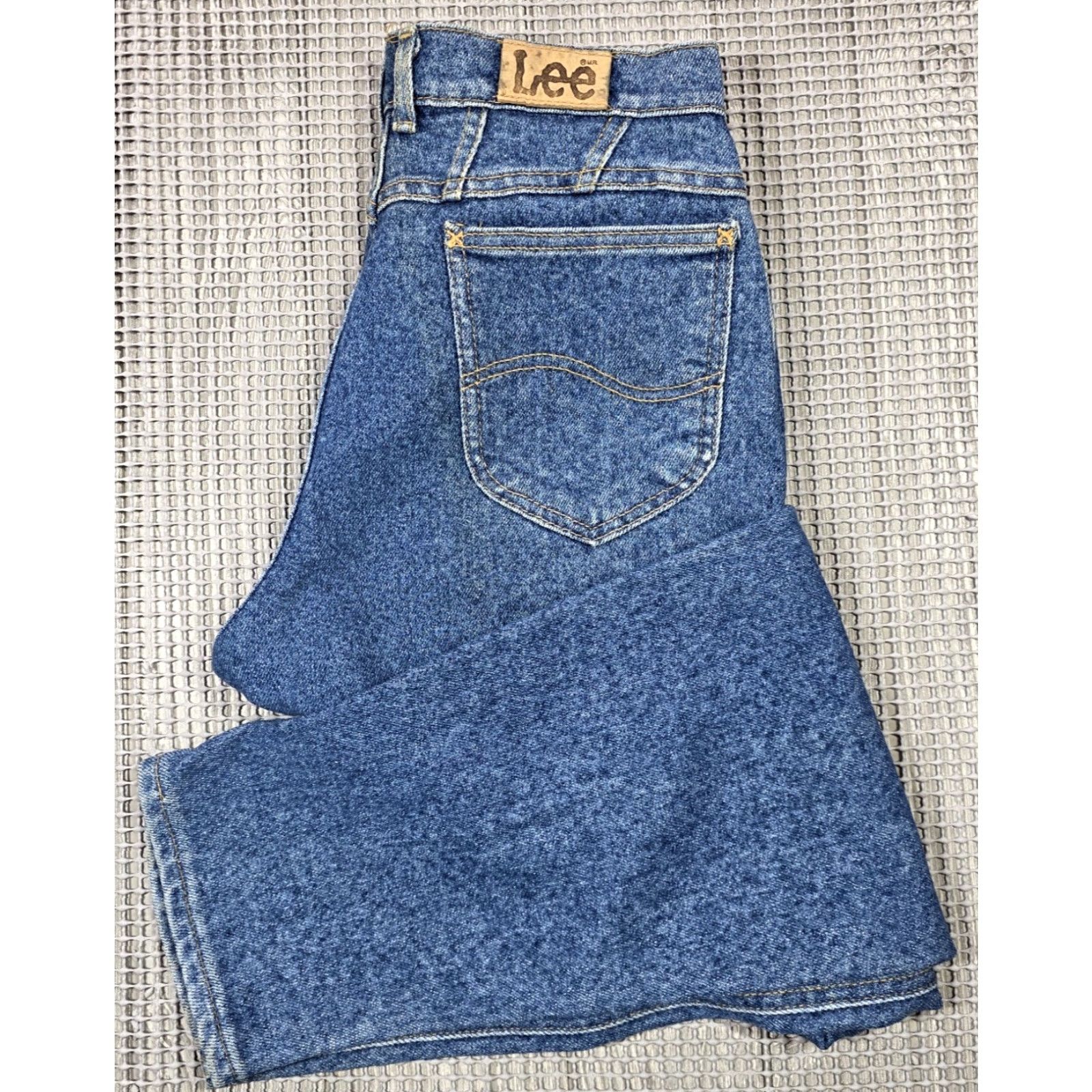 Lee VINTAGE Lee High Waisted Jeans Blue Denim 30x28 Womens Petite 14P Tapered Solid Denim Jeans USA Made 5-Pocket Size 36" / US 14 / IT 50 - 2 Thumbnail