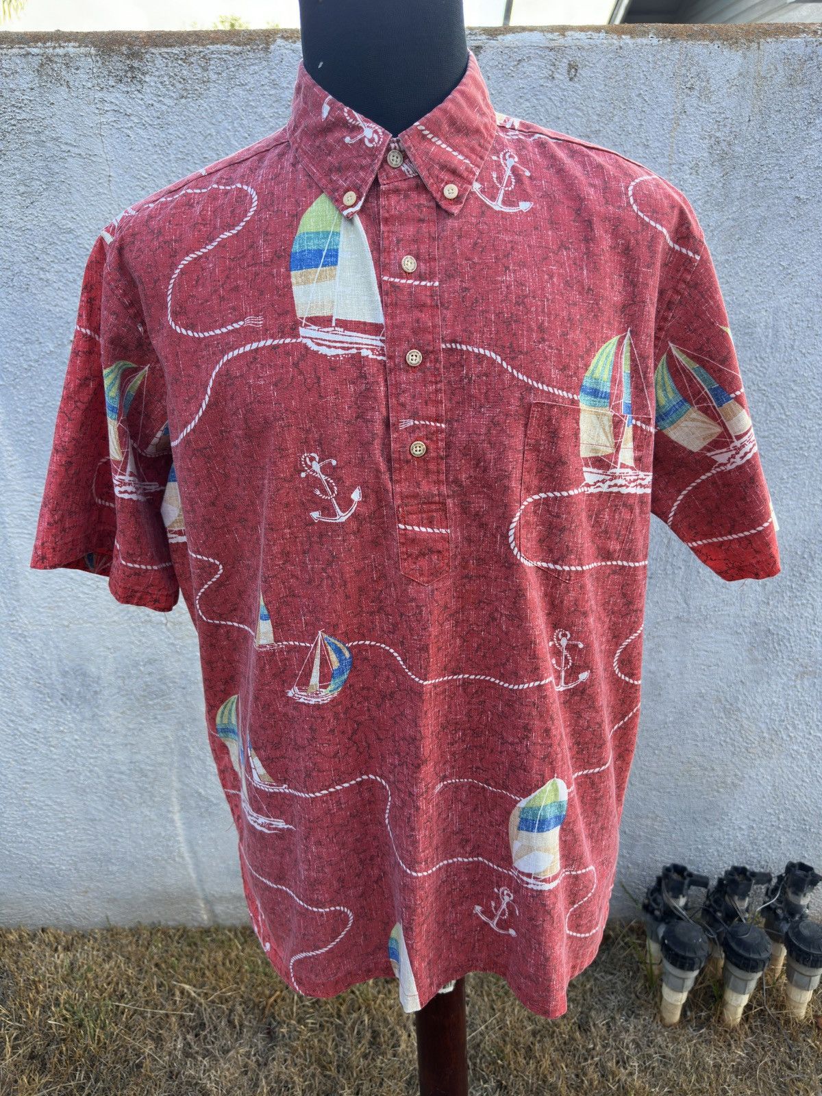 Reyn Spooner PreOwned Reyn Spooner Red Hawaiian Print 3/4 Button Men's L Size US L / EU 52-54 / 3 - 1 Thumbnail