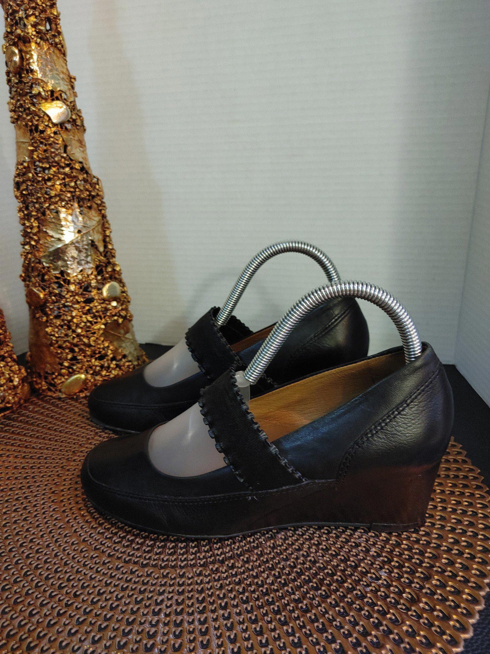 Designer Nurture Hells Mary Jane Wedge Size 7M Size US 7 / IT 37 - 1 Thumbnail