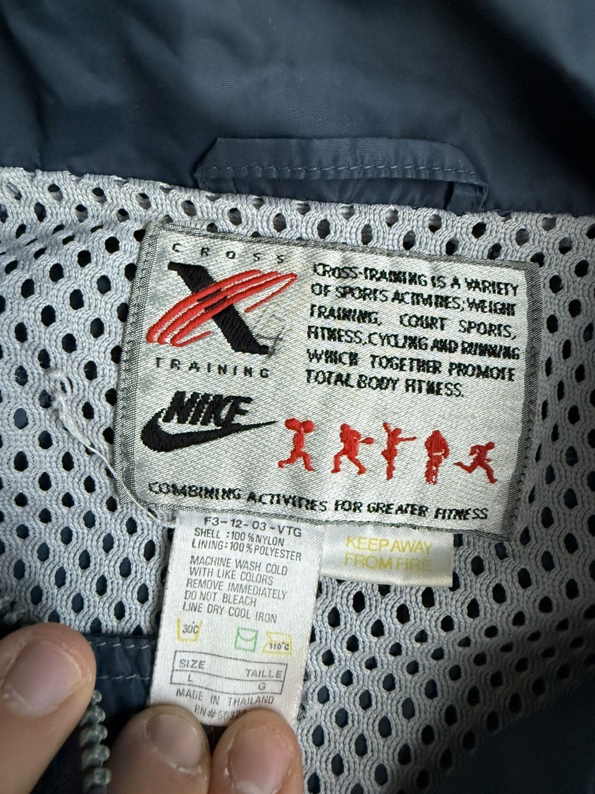 Nike × Vintage Vintage Nike cross training nylons track jacket 90’s Size US L / EU 52-54 / 3 - 3 Thumbnail