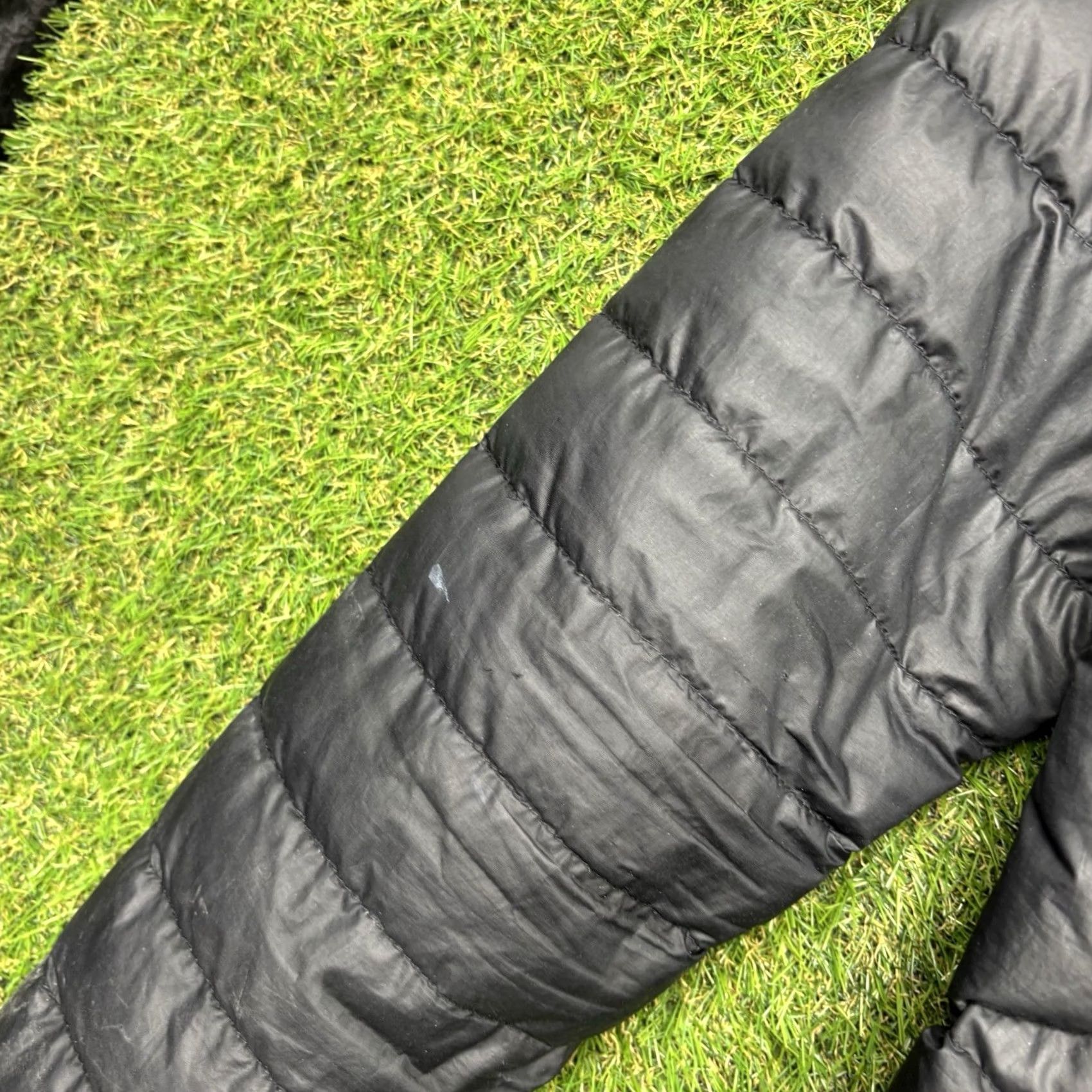 Vintage Lolë Down Puffer Jacket Mens Small Goose Fill Black Outdoor Hiking Zip Up Jacket Size US S / EU 44-46 / 1 - 6 Thumbnail
