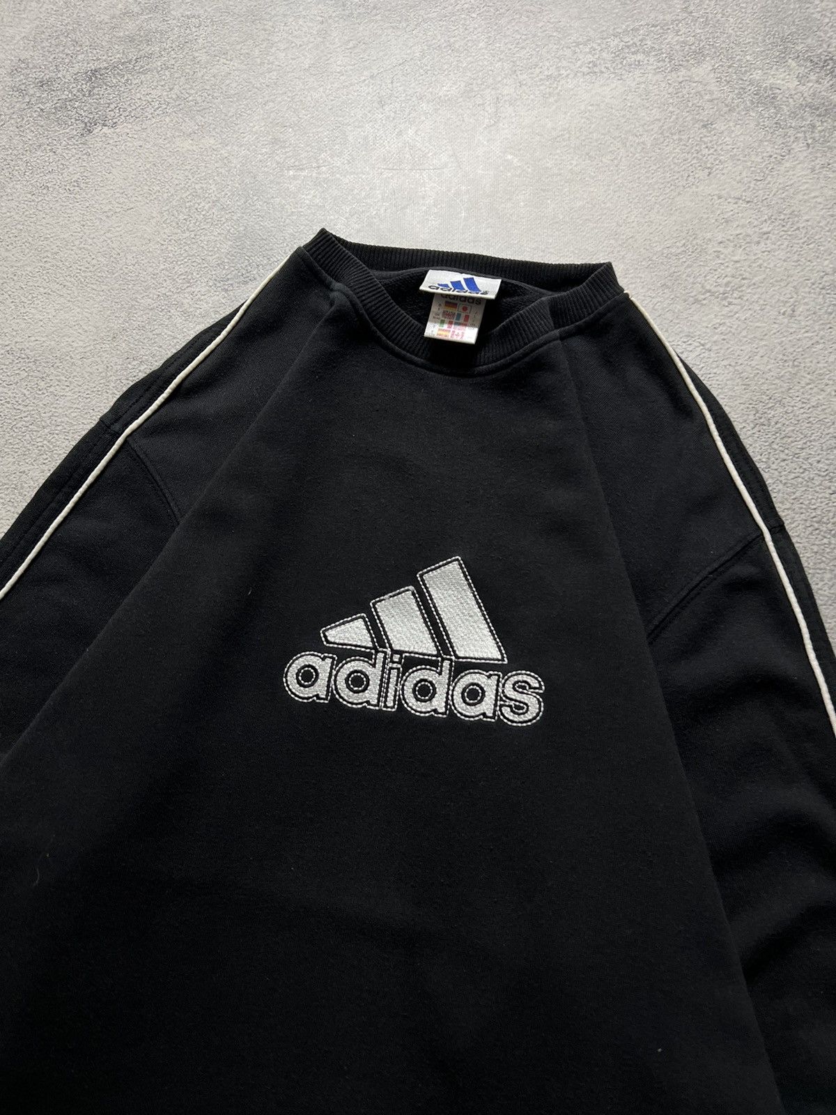 Adidas × Vintage Vintage Y2k Adidas 🖤 Spellout Big Logo Sweatshirt 00’s Size US L / EU 52-54 / 3 - 5 Thumbnail