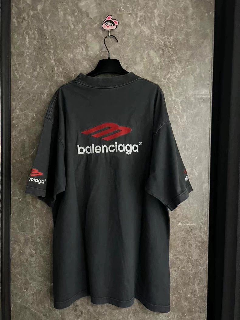 Balenciaga Balenciaga 3B Short Sleeve, Size S Size US S / EU 44-46 / 1 - 2 Thumbnail