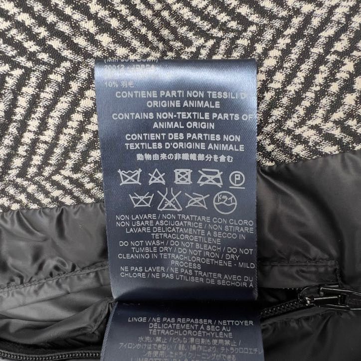 Herno Herno Men's Quilted Goose Down Puffer Bomber Jacket Size US S / EU 44-46 / 1 - 12 Thumbnail