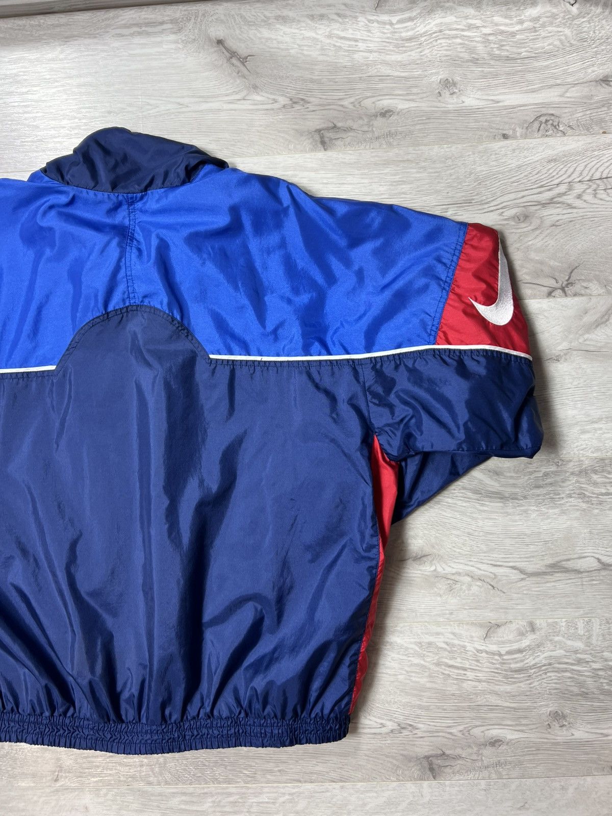 Nike 90s Vintage Nike Drill Nylon Track Suit Embroidered Big Logo Size US L / EU 52-54 / 3 - 11 Thumbnail