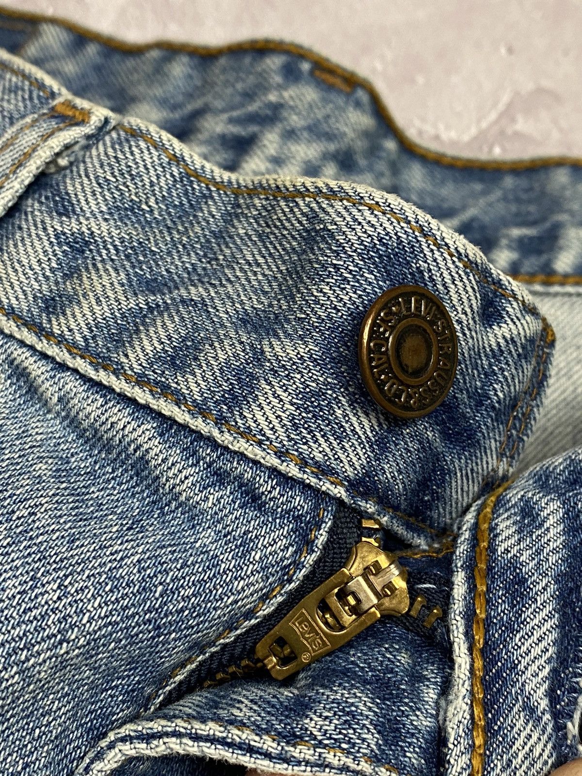 Jean × Levi's × Vintage Vintage Levis 615 1998 Jeans Baggy Wash Denim Blue Size US 34 / EU 50 - 11 Thumbnail