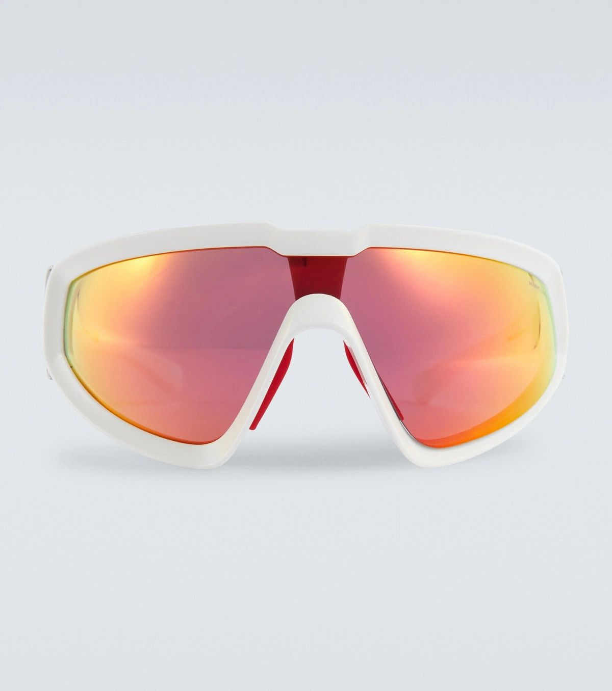 o1y0225 Size : OS / 99 mm Sunglasses in Multicolor