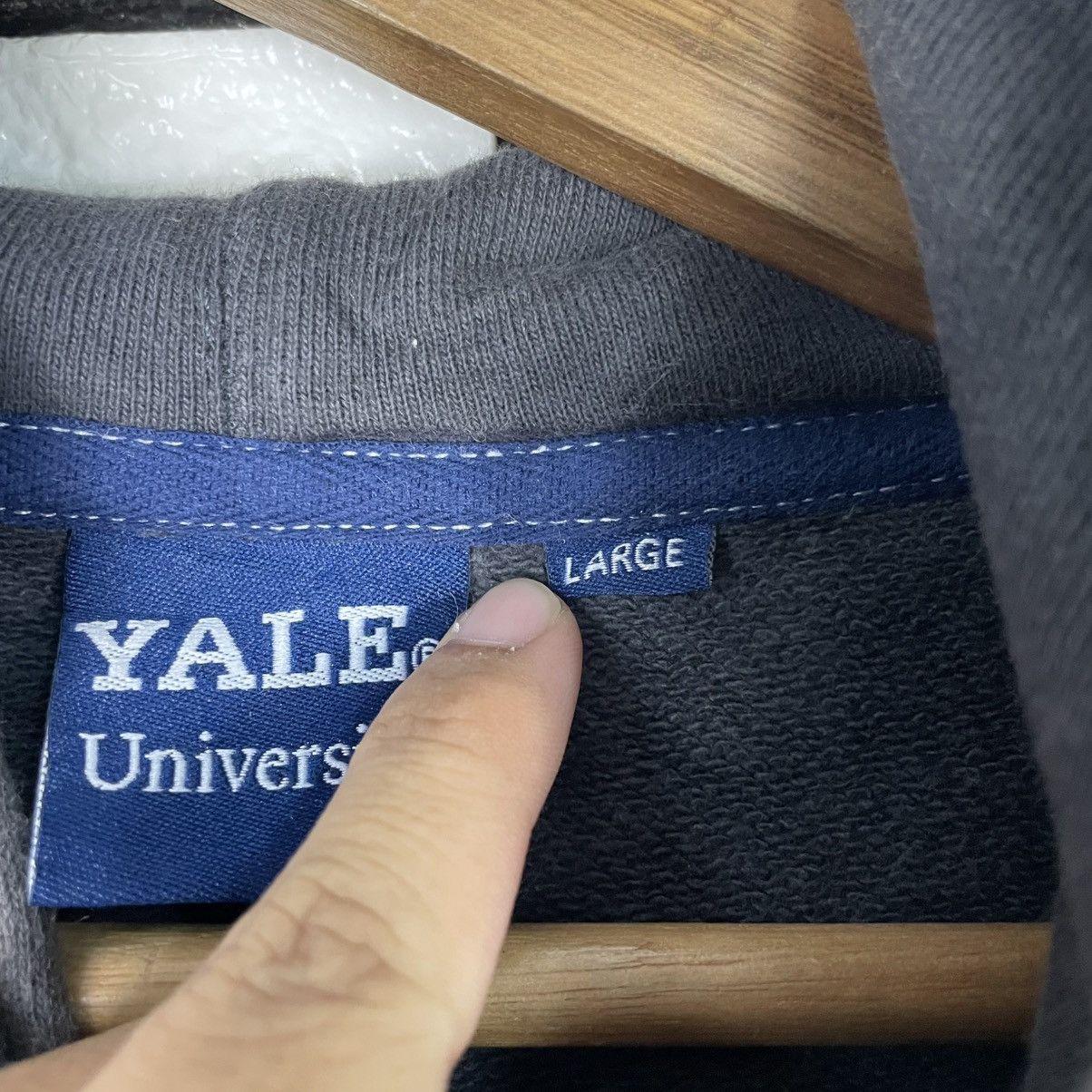 Japanese Brand Yale University Pullover Hoodie Size US L / EU 52-54 / 3 - 15 Thumbnail