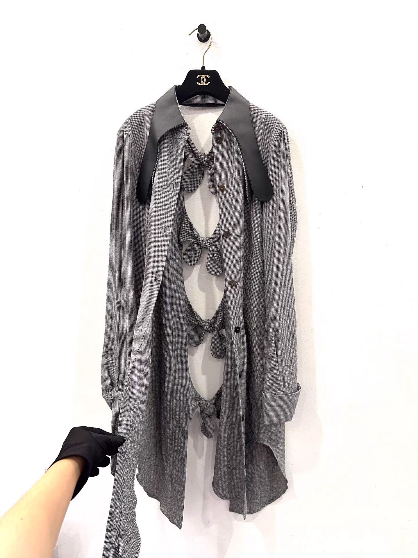 Loewe Loewe Women's Gray Check Shirtdress w/Black Leather Bow Back Size XS / US 0-2 / IT 36-38 - 4 Thumbnail