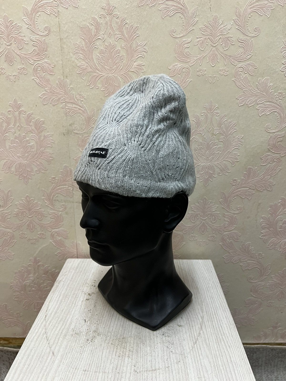 Hurley Hurley Crochet Beanie Hats Size ONE SIZE - 3 Thumbnail