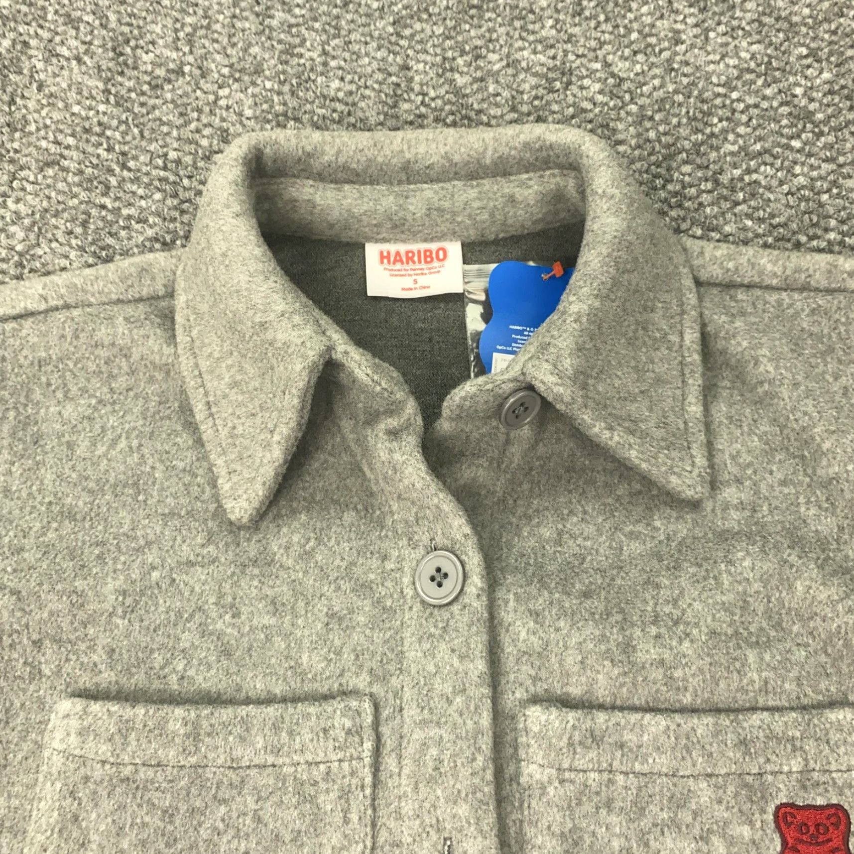 Logo 7 VINTAGE Haribo Shirt Jacket Womens Small Grey Button Up Fleece Gummy Bear Logo Patch New Size S / US 4 / IT 40 - 4 Thumbnail