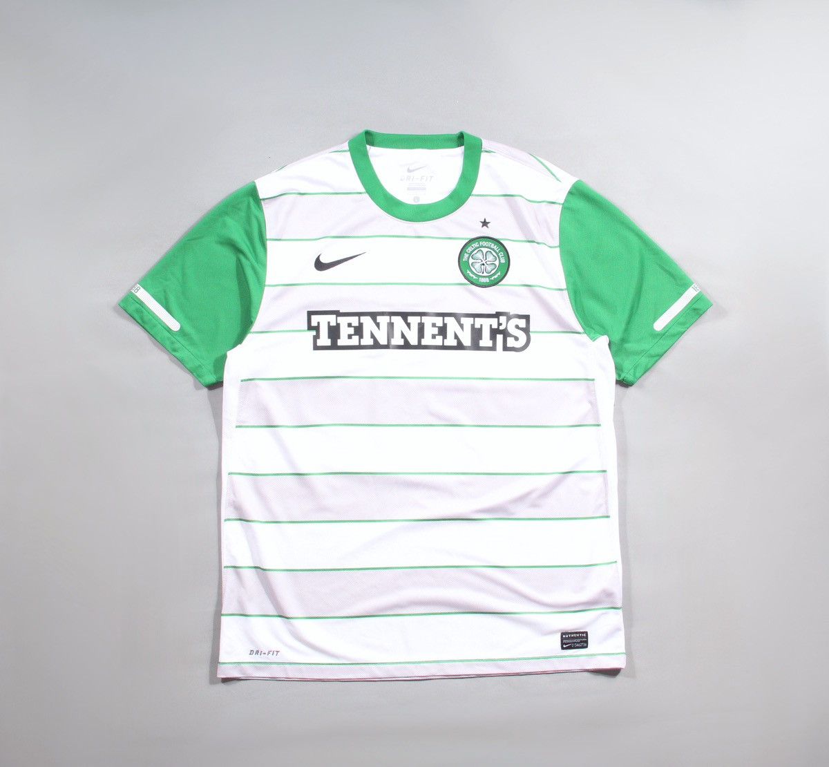 Nike Nike x Celtic 2011 Soccer Football Shirt Jersey Vintage L Size US L / EU 52-54 / 3 - 1 Thumbnail