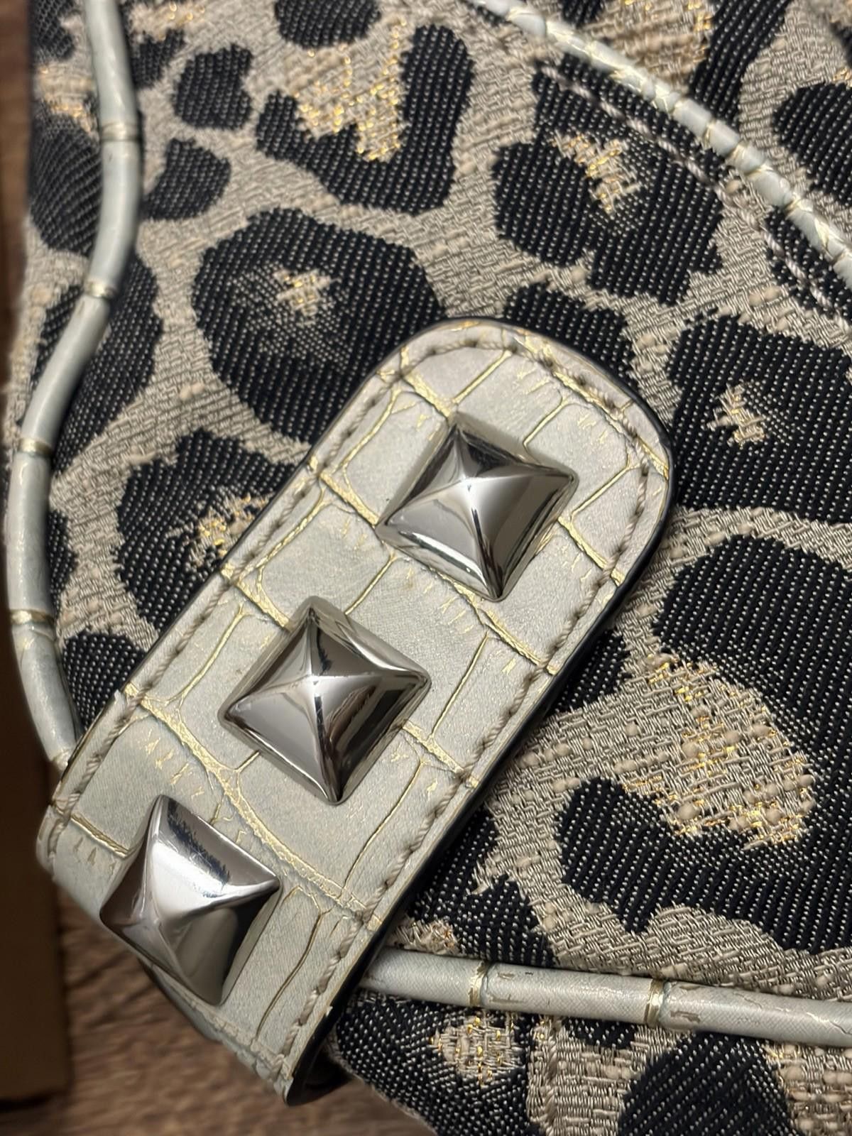 Guess Vintage Guess Leopard Canvas Croc Leather Studded Hobo Bag Size ONE SIZE - 4 Thumbnail