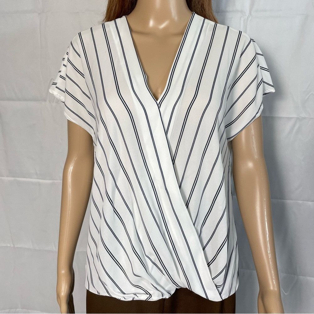 Adrianna Papell NWT New $79 Adrianna Papell Short Sleeve Striped Wrap Blous Size S / US 4 / IT 40 - 9 Thumbnail