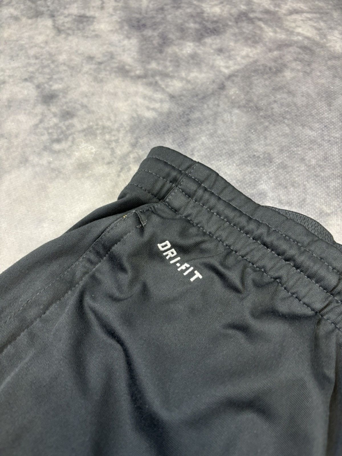 Nike × Vintage Vintage Nike Parachute Pants Sweatpants y2k blokecore 00s Size US 36 / EU 52 - 4 Thumbnail