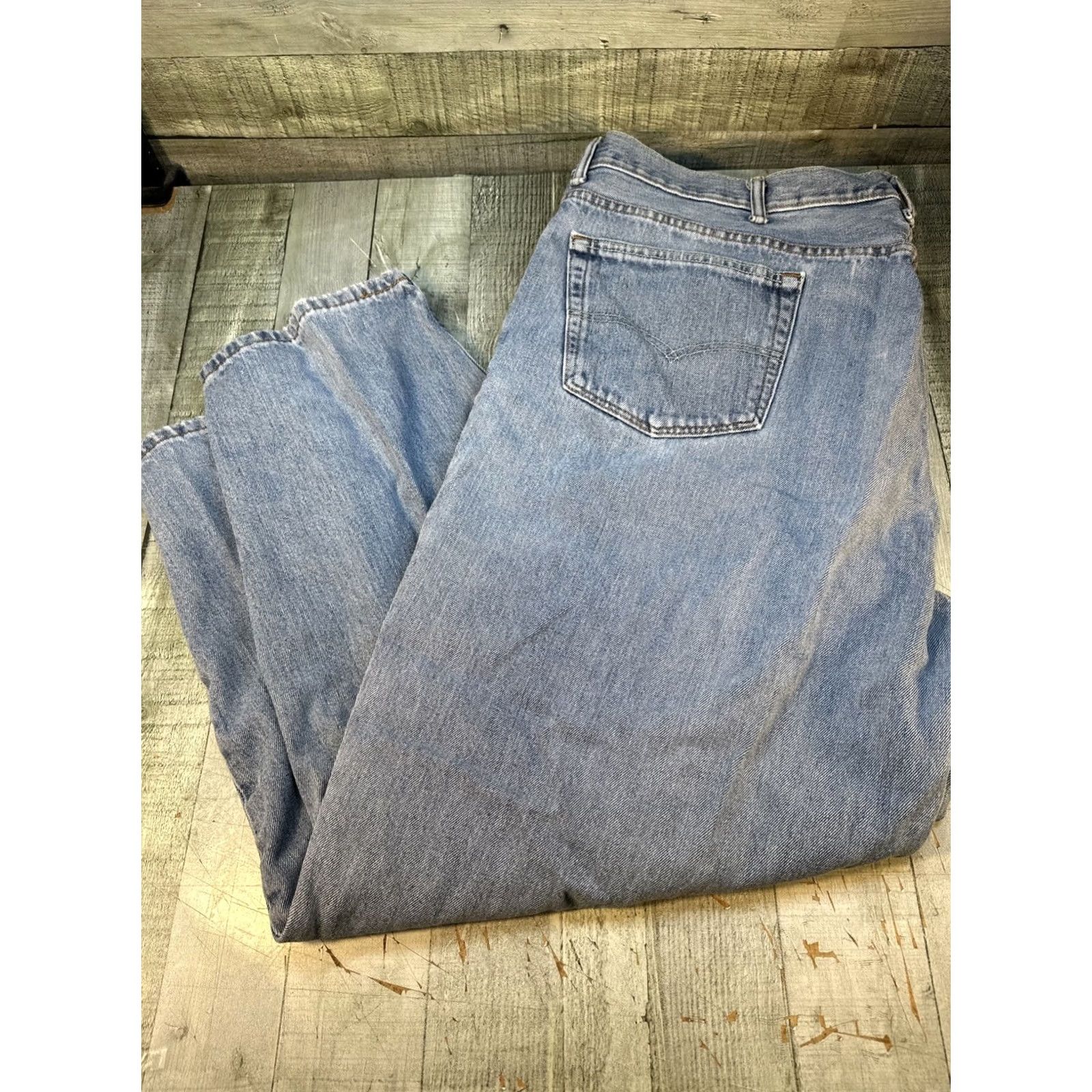 Levi's Levi's 560 Jeans Mens 48 x 30 Blue Distressed Relaxed Tapered 5-Pocket Denim Vintage 90s Grunge Retro 90s Mens Size US 32 / EU 48 - 7 Thumbnail