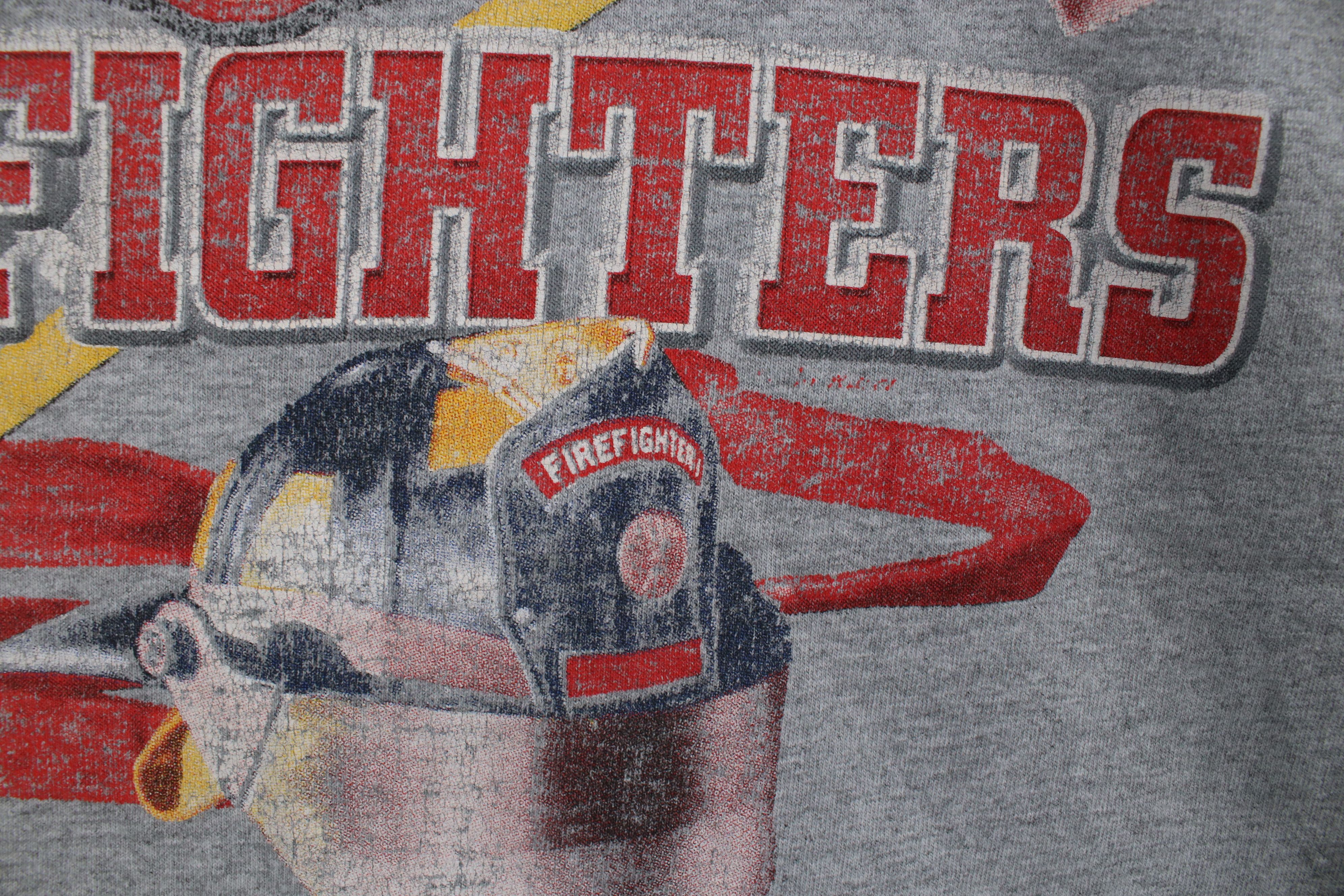 Vintage Vintage 90s Spell Out Fire Fighters Short Sleeve T-Shirt Size US L / EU 52-54 / 3 - 5 Thumbnail