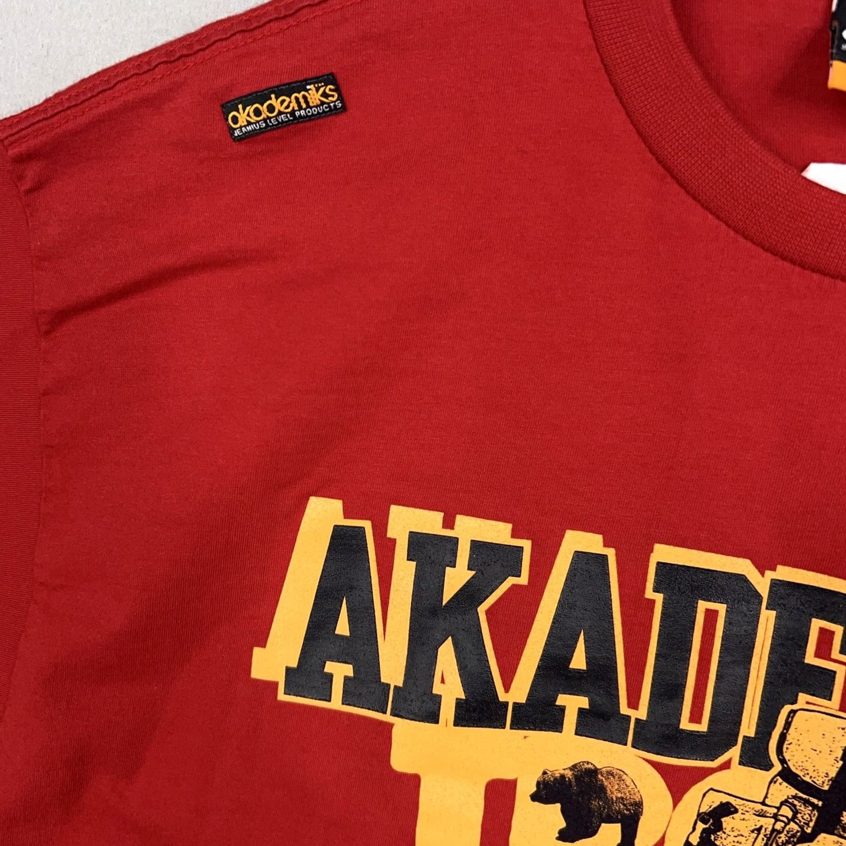 Akademiks VINTAGE Akademiks Shirt Men XL Red Troop 99 Hip Hop Graphic Streetwear Urban Mens XL Red Graphic Print Urban Hip Hop Streetwear Akademiks Troop 99 Size US XL / EU 56 / 4 - 4 Thumbnail