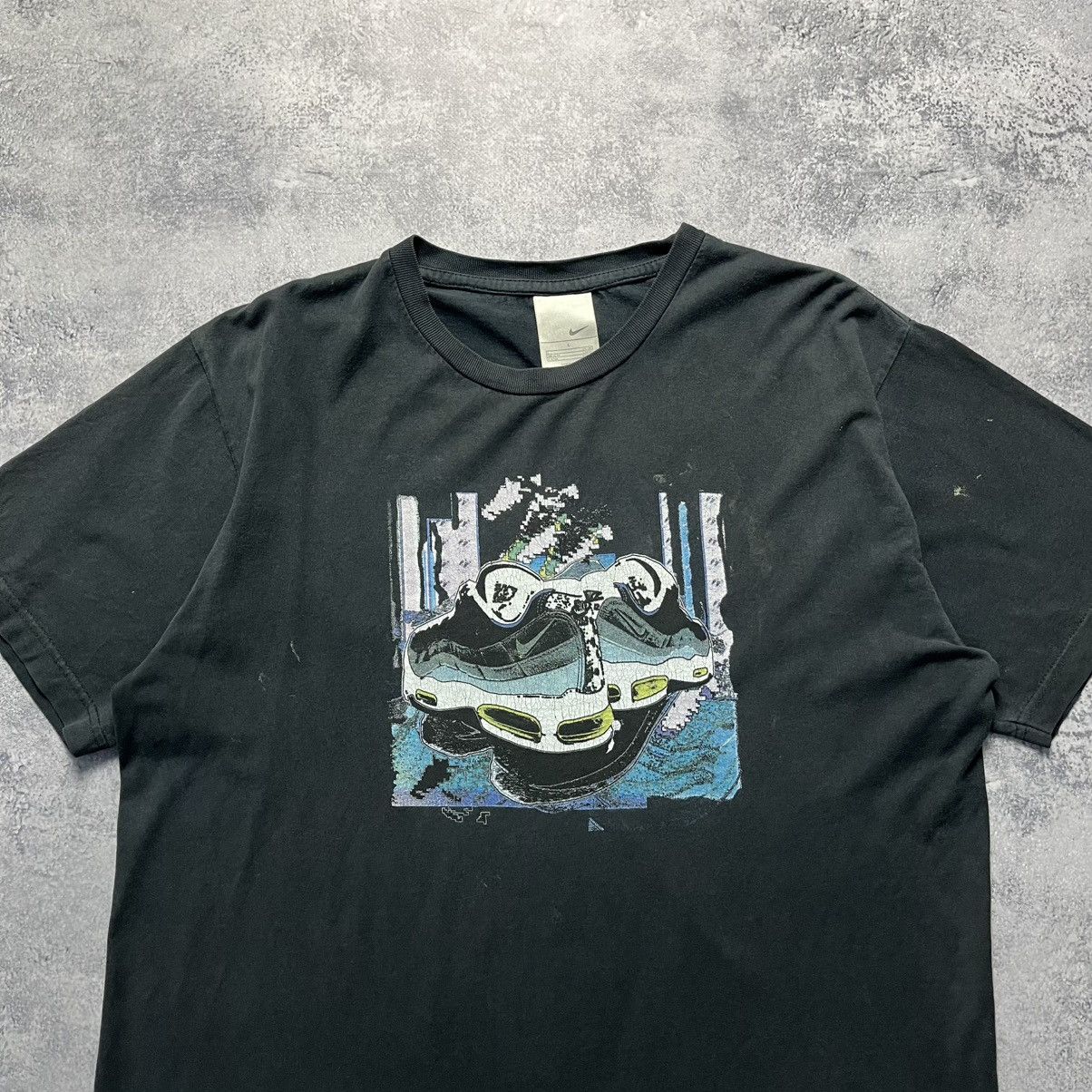 Nike Vintage Nike Air Max 95 Tee Streetwear Y2K Size US L / EU 52-54 / 3 - 2 Thumbnail