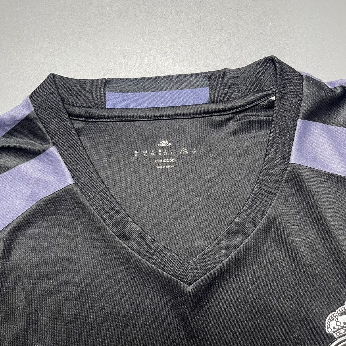 Vintage REAL MADRID ADIDAS 2016/2017 SOCCER THIRD JERSEY #7 RONALDO Size US XL / EU 56 / 4 - 5 Thumbnail