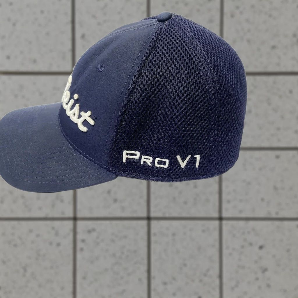 Titleist Titleist FootJoy Pro V1 Stretch Fit Performance Hat Blue Large/XL Men Adjustable 5 Panel Sports Casual Size ONE SIZE - 1 Thumbnail