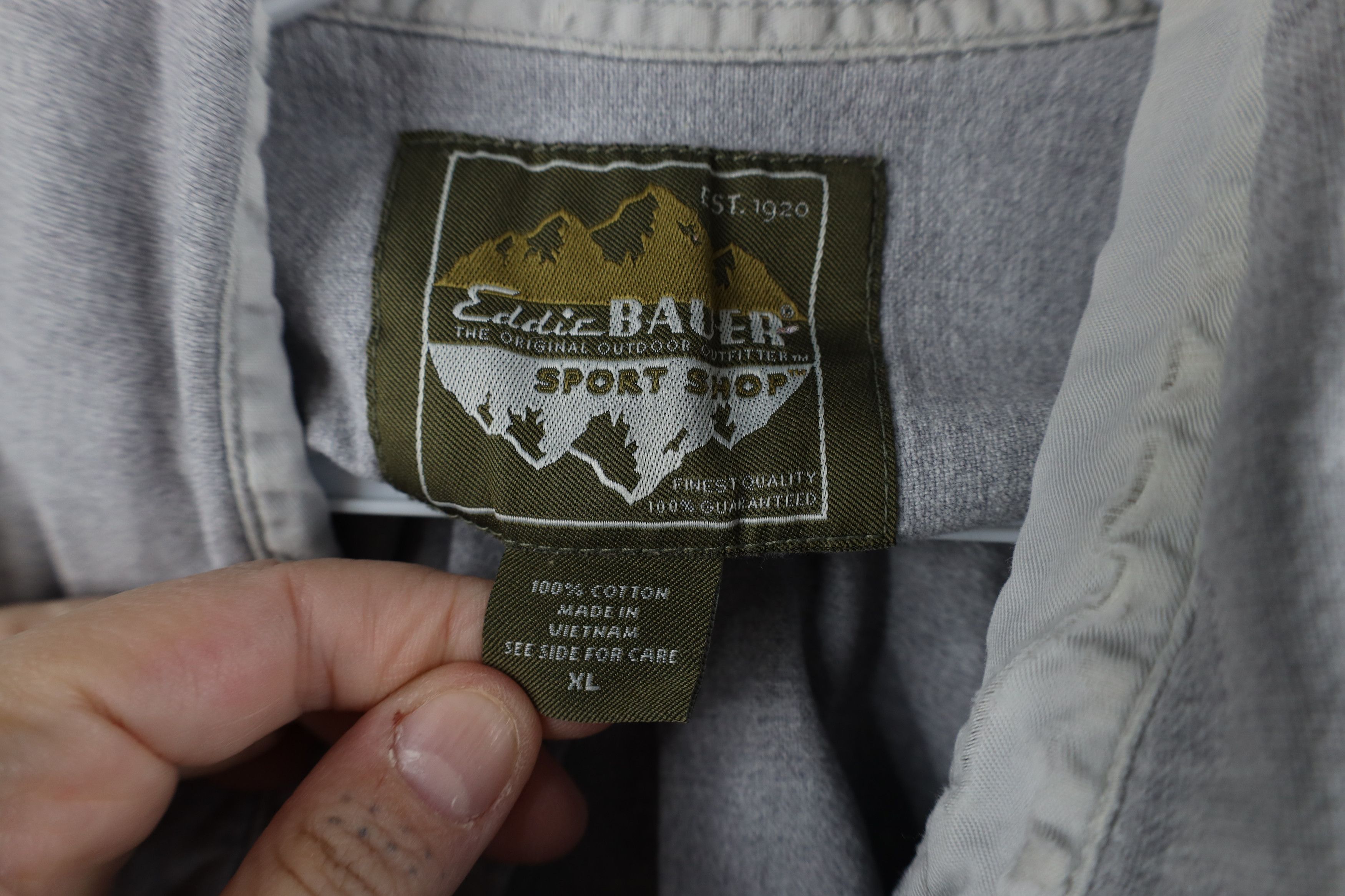 Eddie Bauer × Vintage Vintage Eddie Bauer Flannel Chambray Collared Button Shirt Size US XL / EU 56 / 4 - 8 Thumbnail