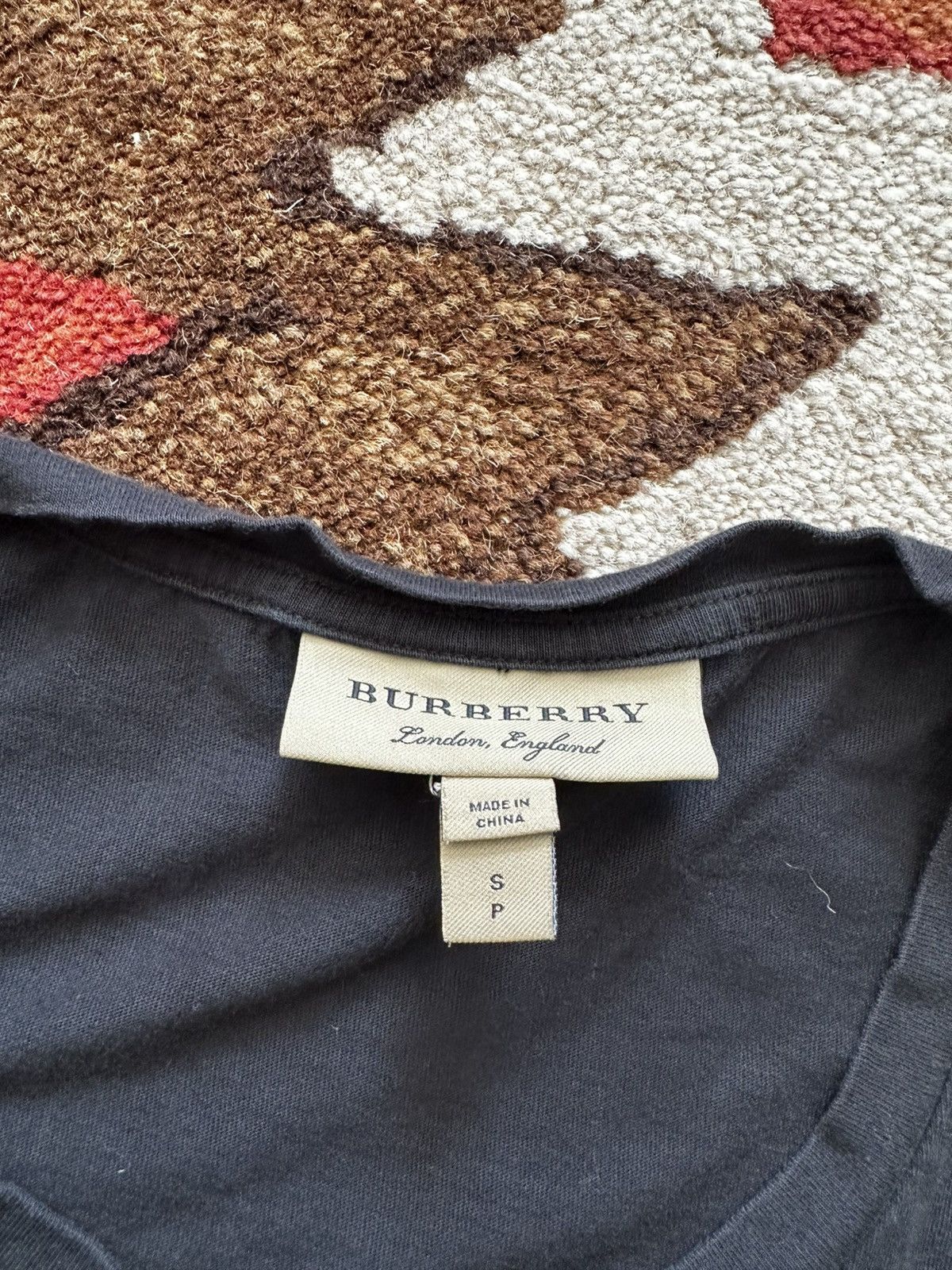 Burberry Knight Stamp Cotton T-Shirt Size US S / EU 44-46 / 1 - 4 Thumbnail