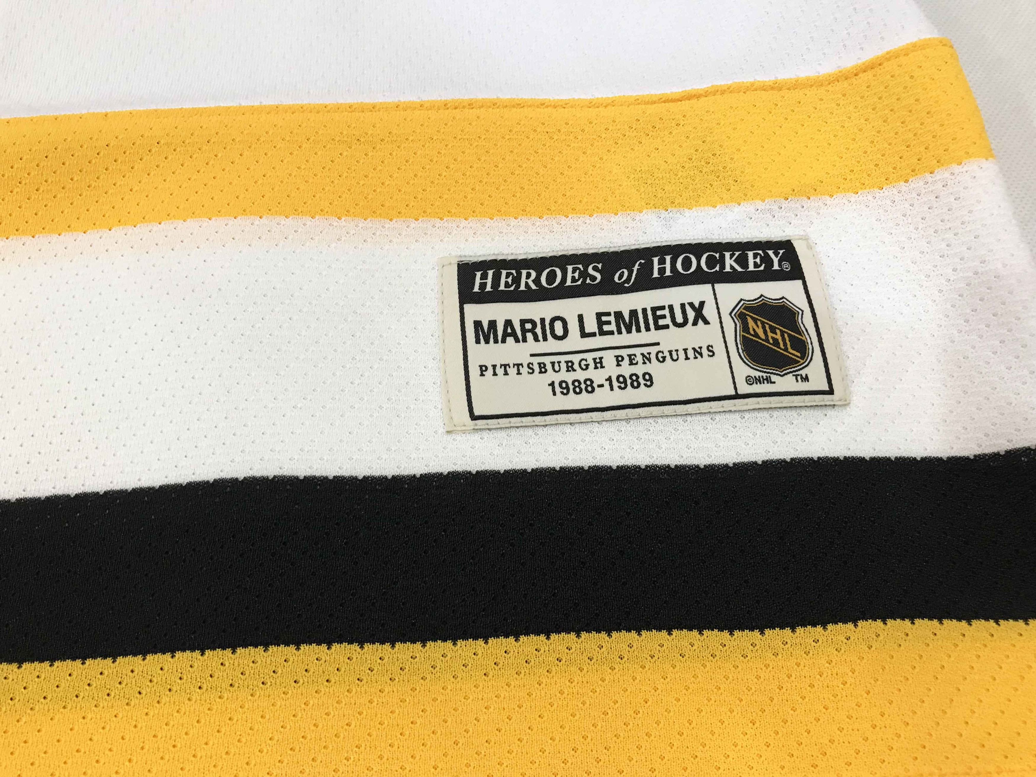 Ccm × NHL CCM Heroes Pittsburgh Penguins LEMIEUX #66 NHL Hockey Jersey Size US XL / EU 56 / 4 - 4 Thumbnail