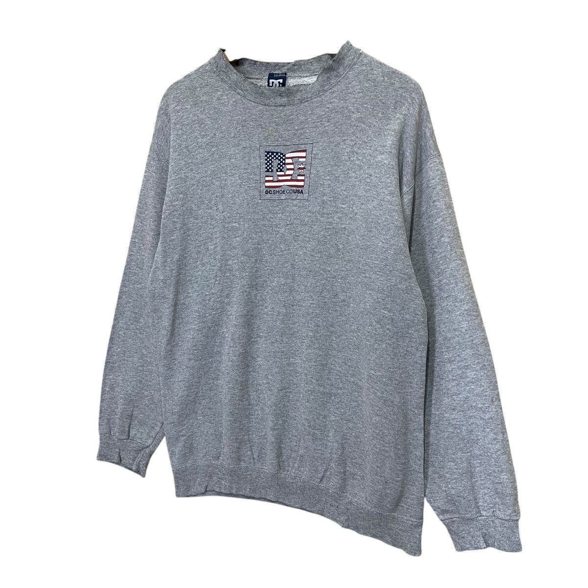 DC Vintage DC Shoes Co Big Logo Crewneck Sweatshirt Size US M / EU 48-50 / 2 - 3 Thumbnail