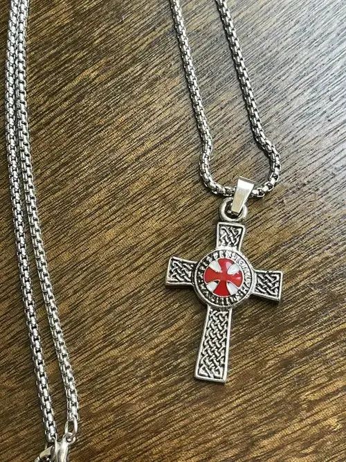 VIBE Cross Gothic Y2K Chain Size ONE SIZE - 2 Thumbnail
