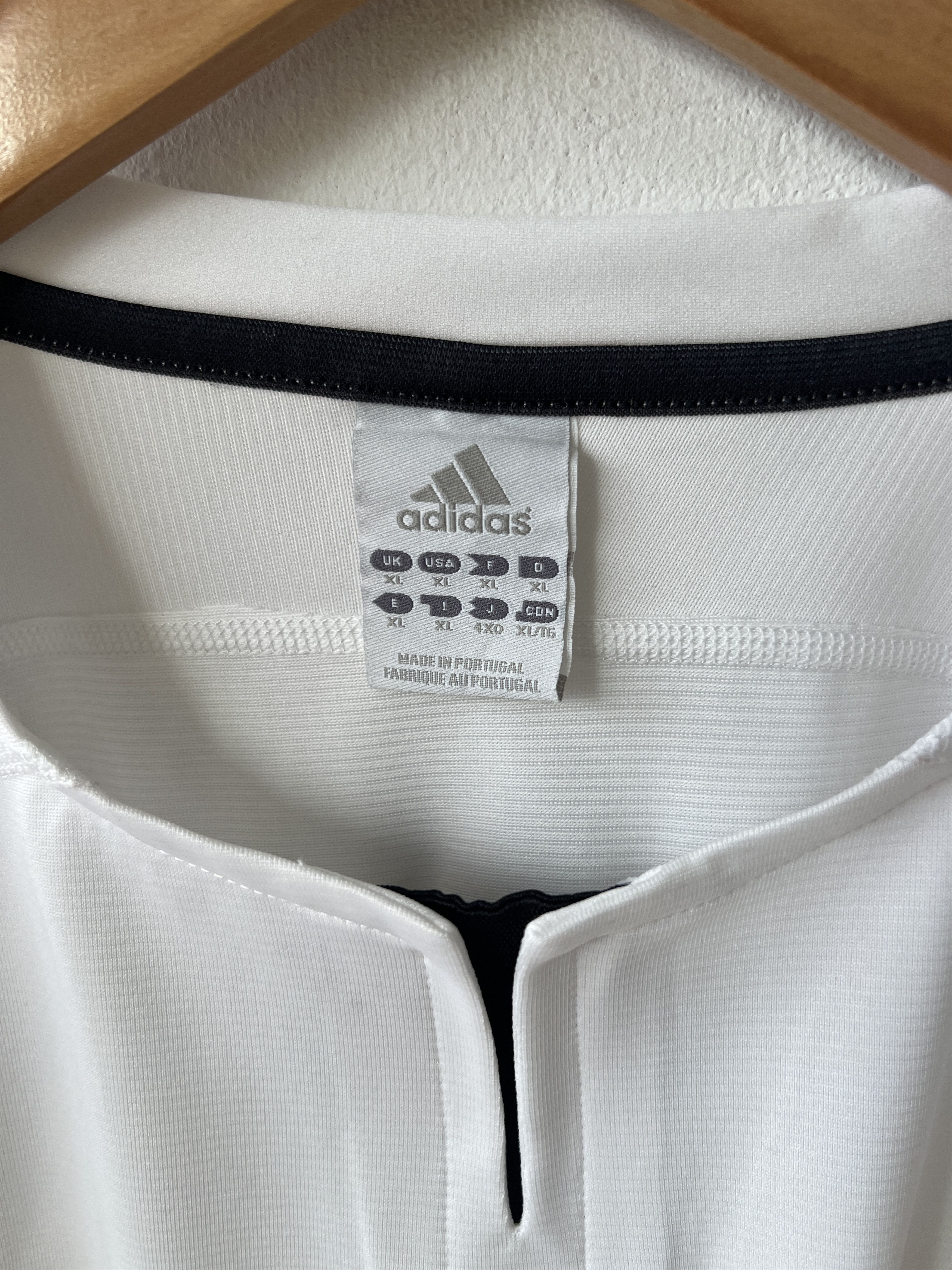 Adidas (XL) Real Madrid 2003-04 Home Kit Beckham #23 Size US XL / EU 56 / 4 - 3 Thumbnail