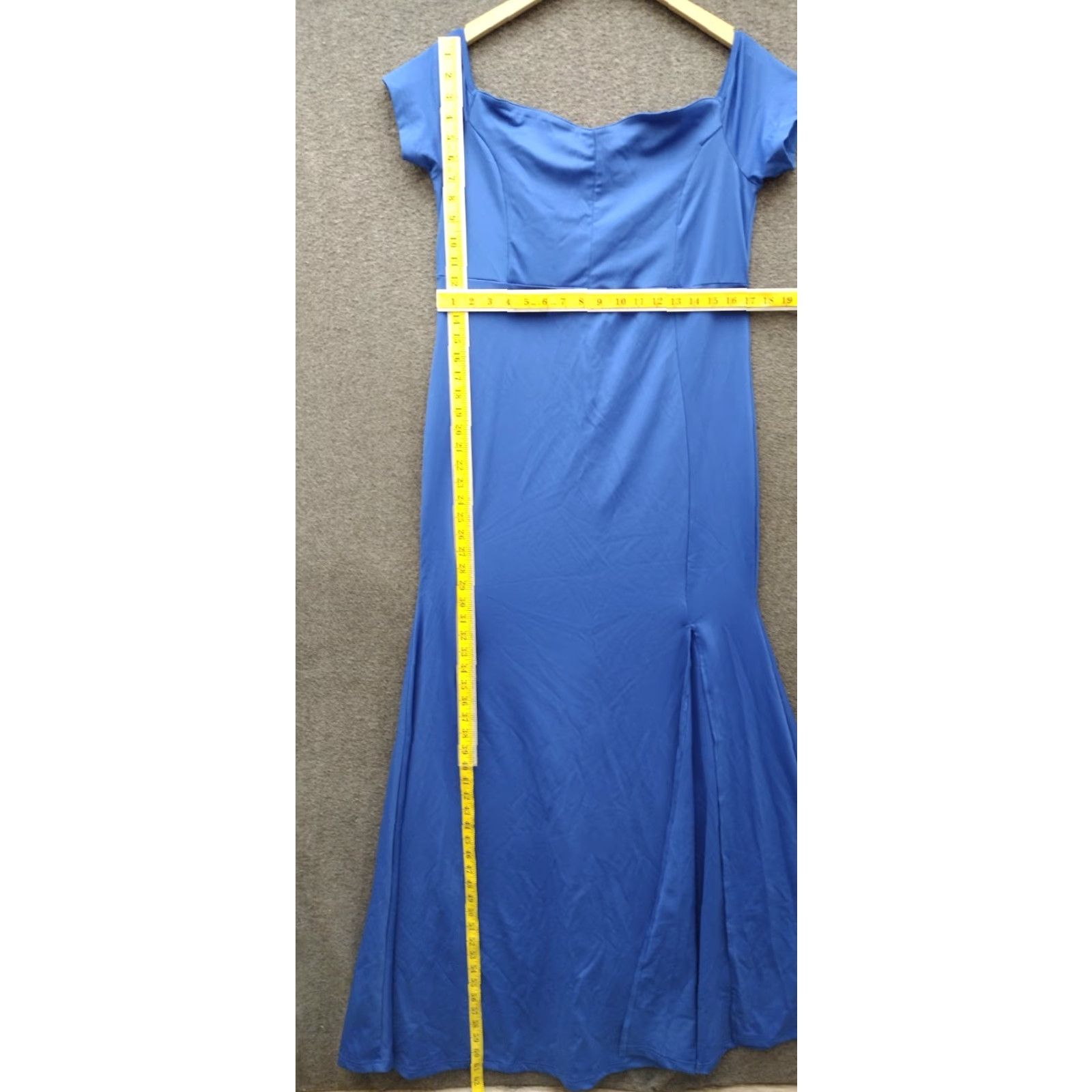 Vintage Royal Blue Off the Shoulder Bridesmaids Women's Dress 2XL Size 2X Plus Blue Off the shoulder Bridesmaids Dress Womens Royal Blue 2XL Mens? Size XXL / US 16-18 / IT 52-54 - 4 Thumbnail